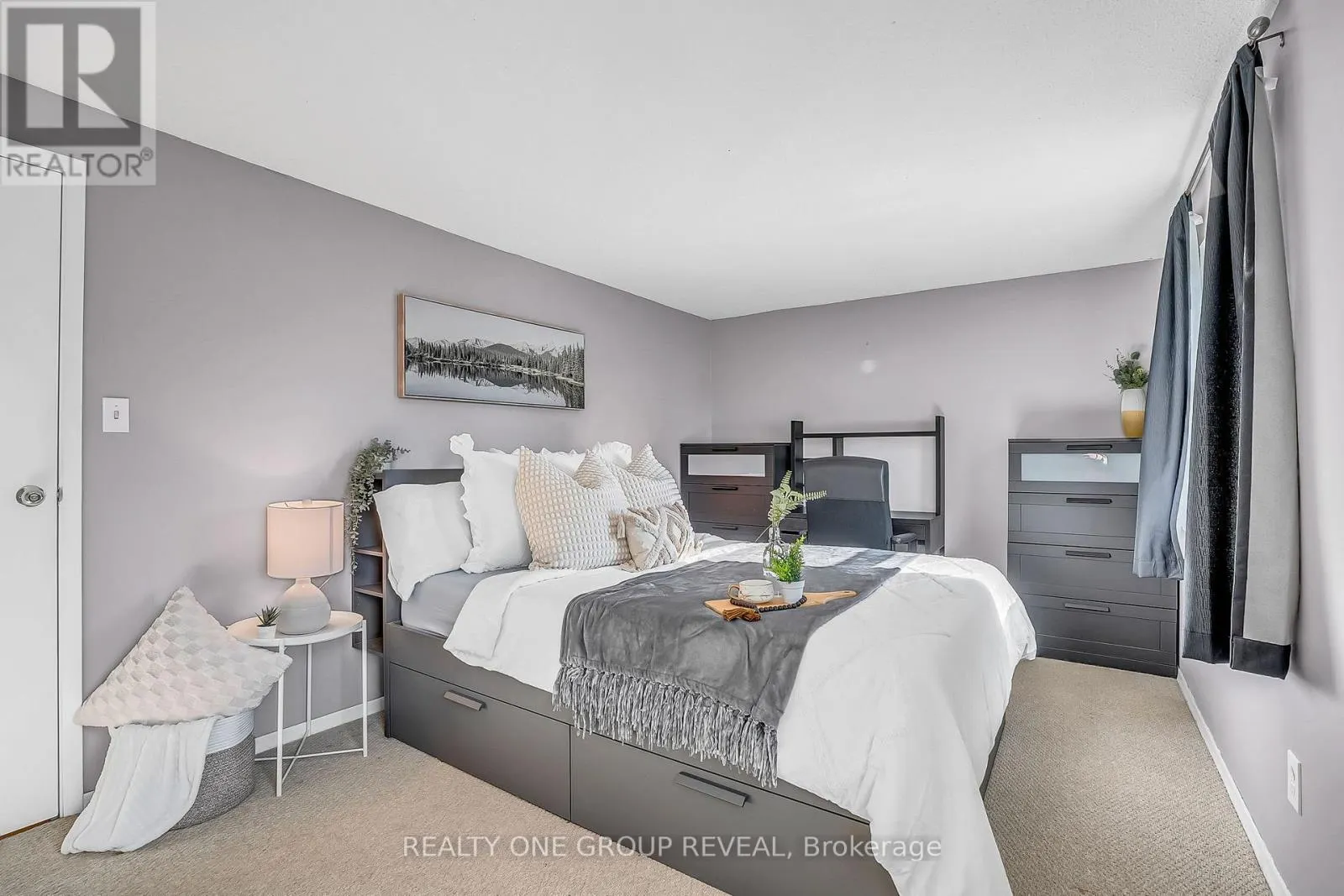 1343 FENELON CRESCENT