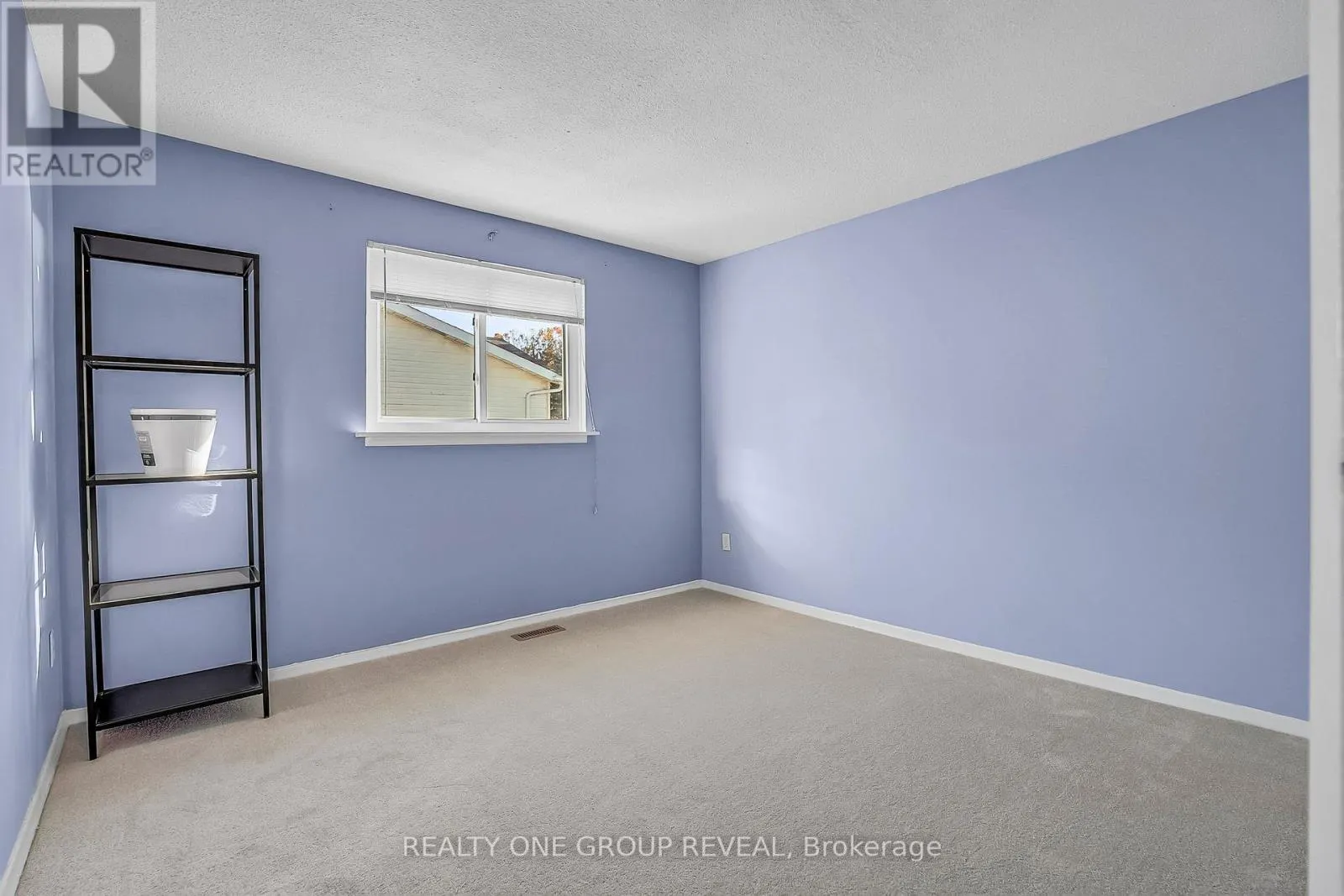 1343 FENELON CRESCENT