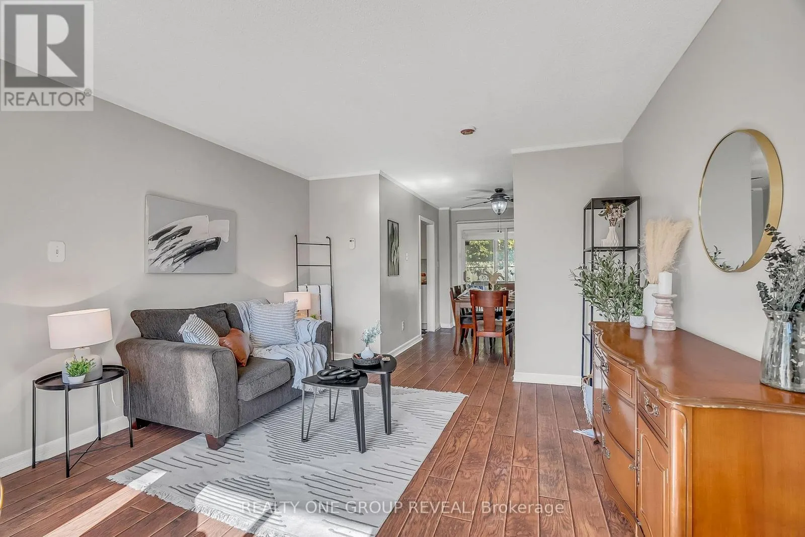 1343 FENELON CRESCENT