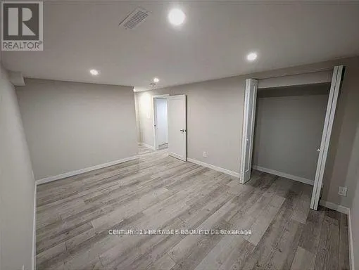 A - 971 VISTULA DRIVE