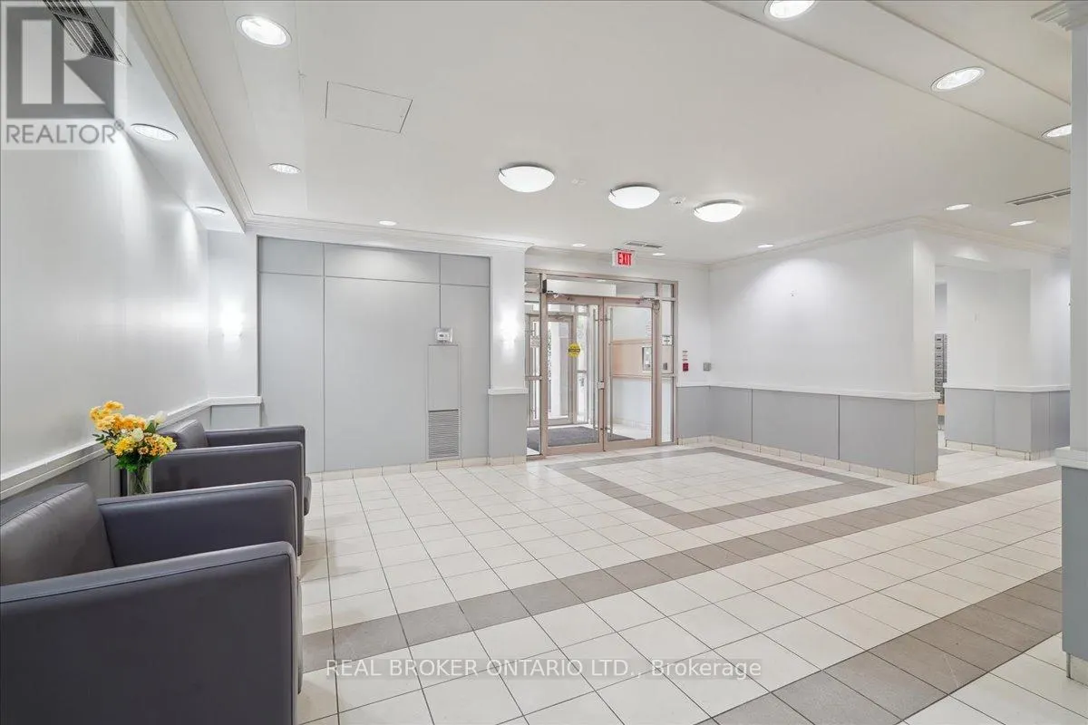 926 - 3650 KINGSTON ROAD