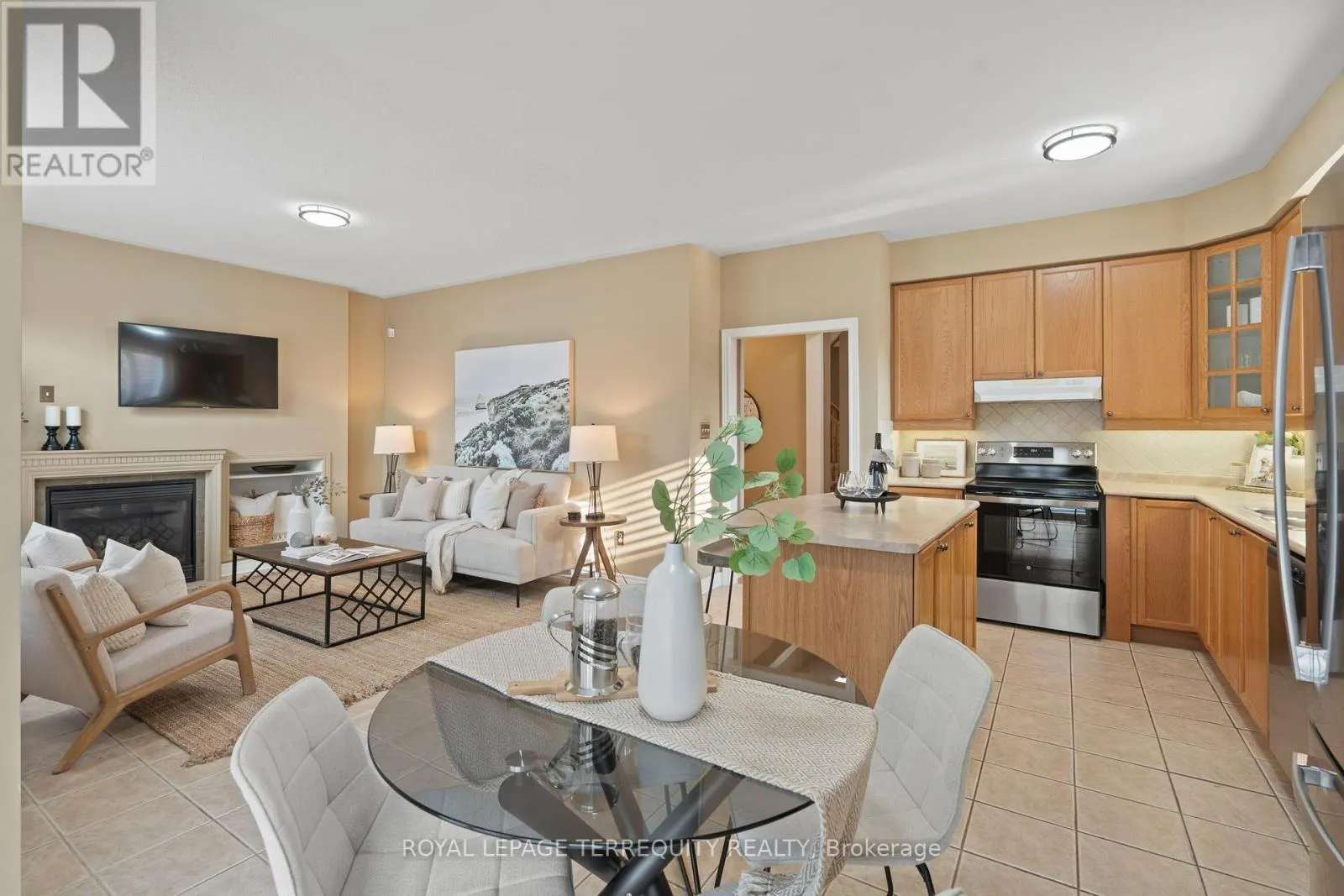 12 KENILWORTH CRESCENT