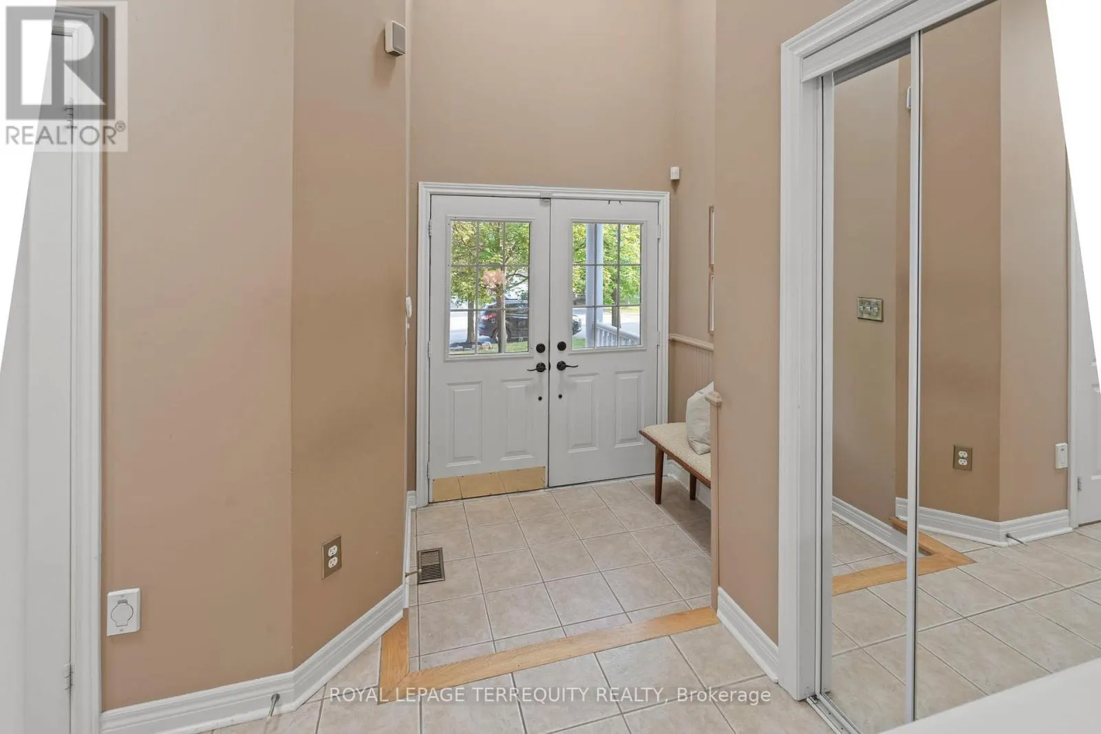 12 KENILWORTH CRESCENT