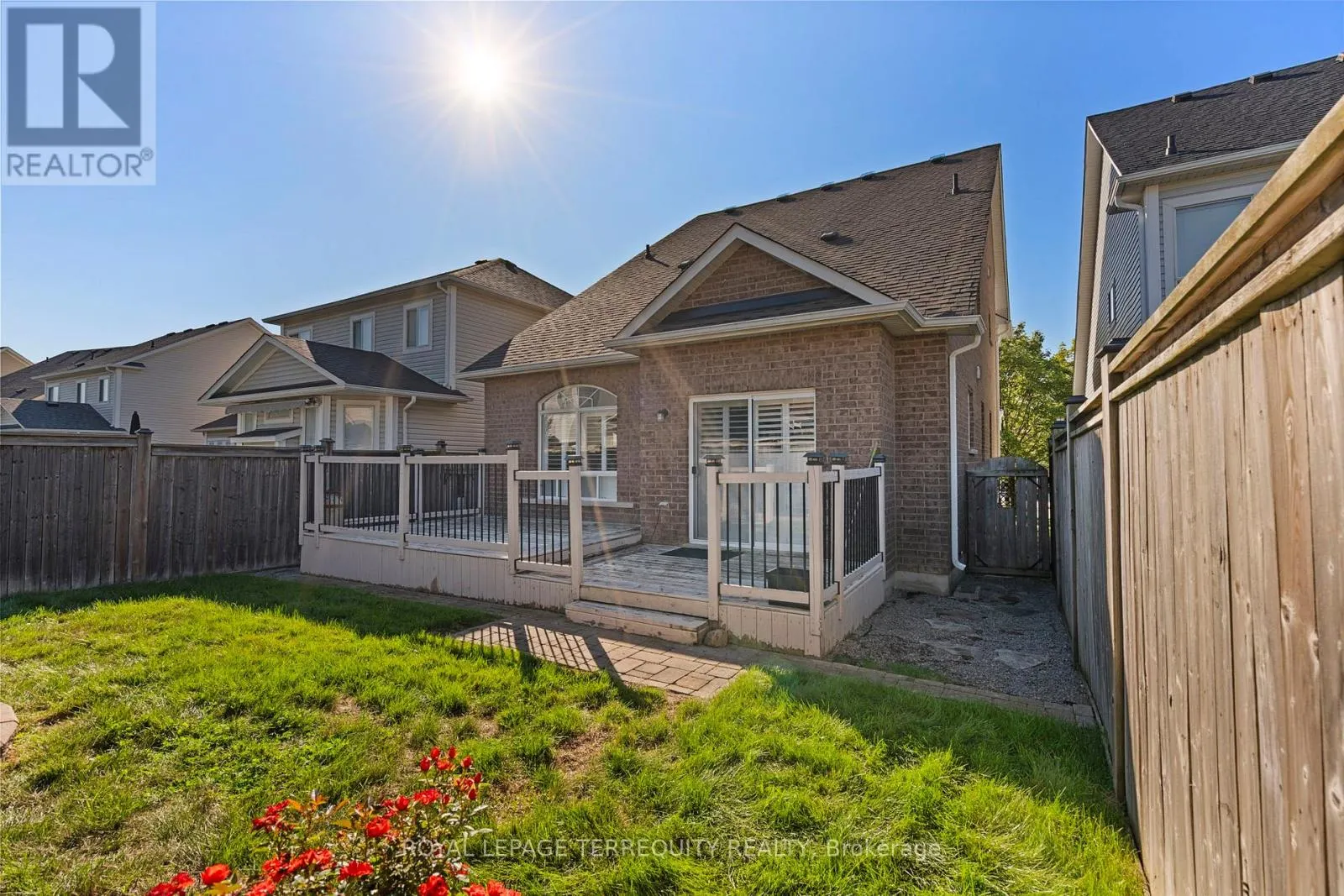 12 KENILWORTH CRESCENT