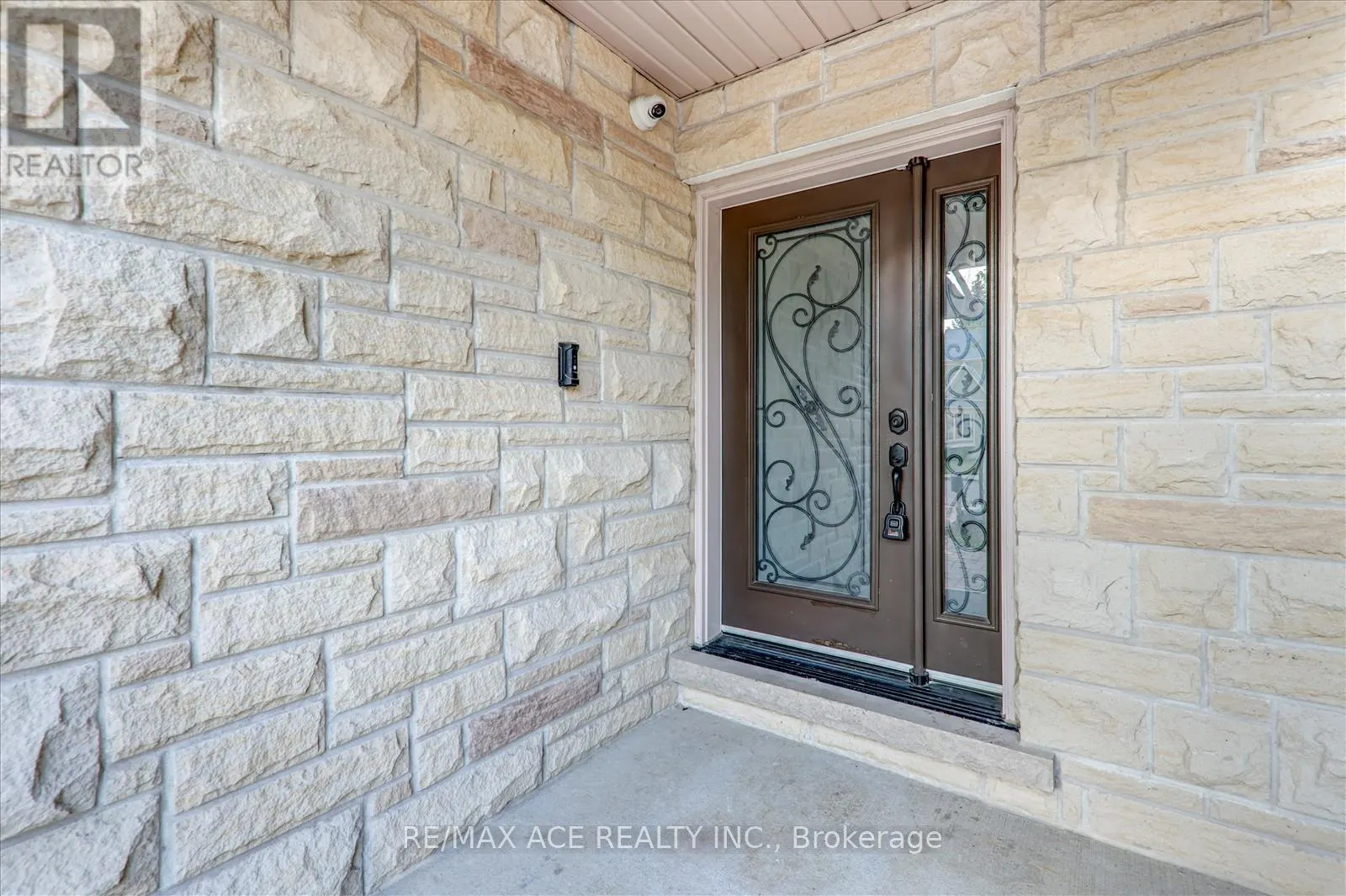 71 LILLINGTON AVENUE