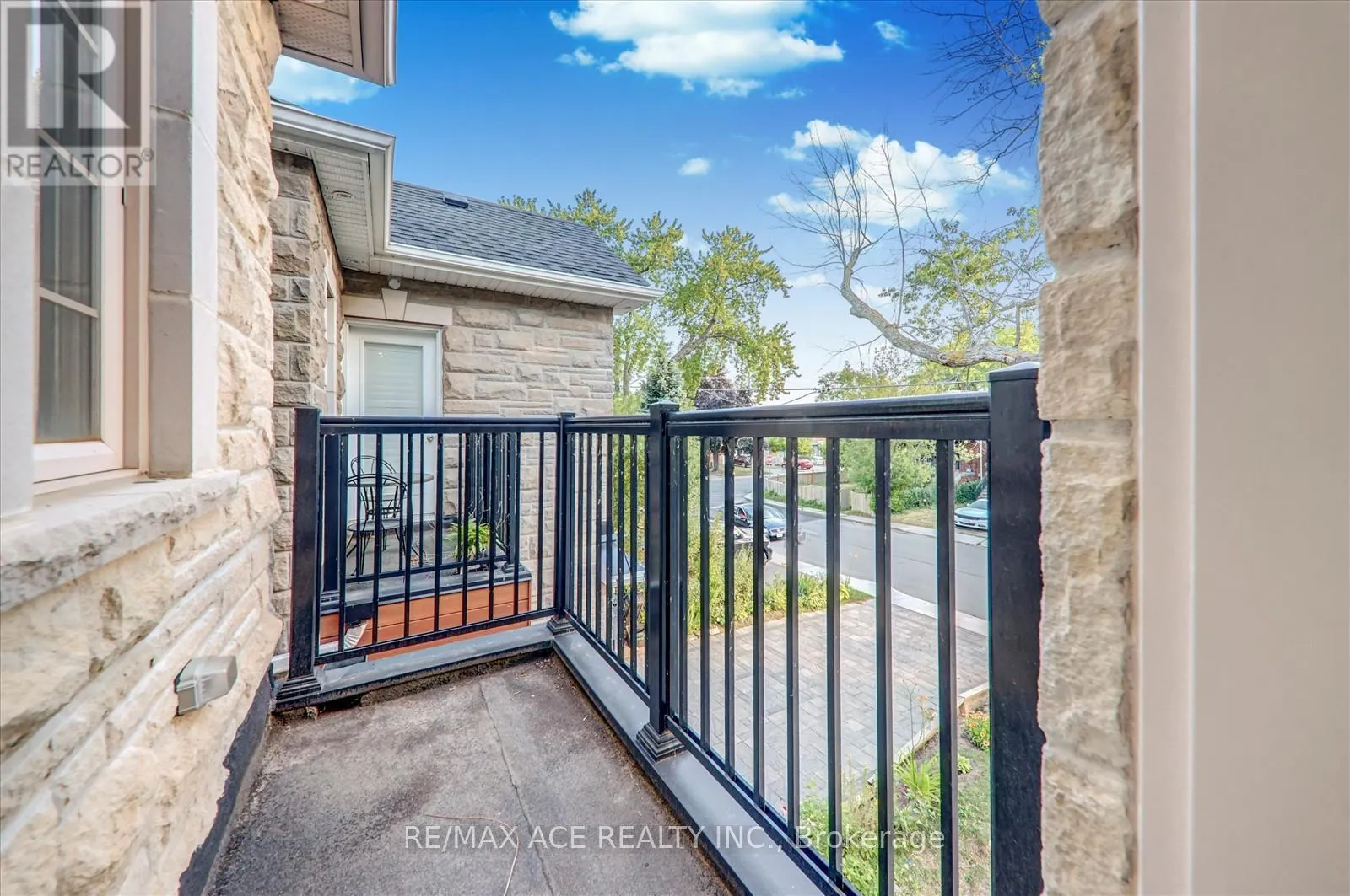 71 LILLINGTON AVENUE