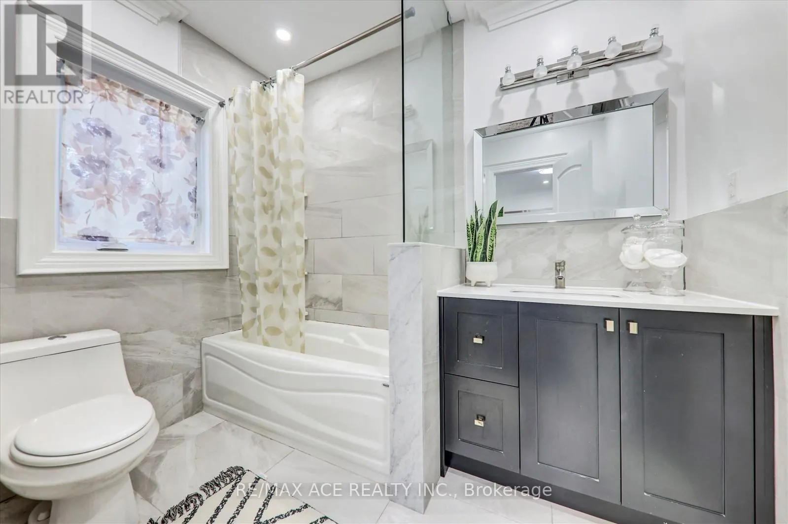 71 LILLINGTON AVENUE