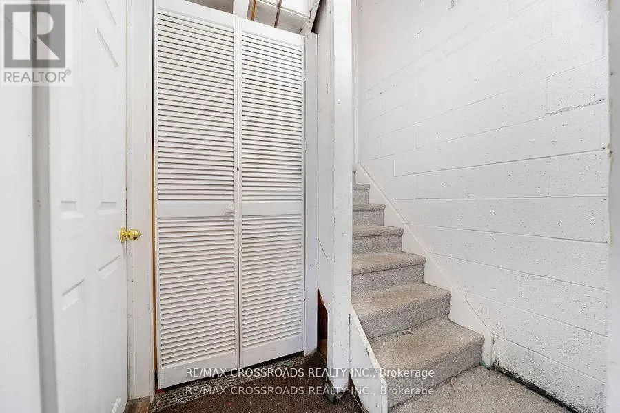 299 - 55 COLLINSGROVE ROAD