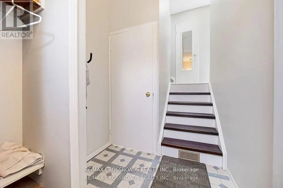 299 - 55 COLLINSGROVE ROAD