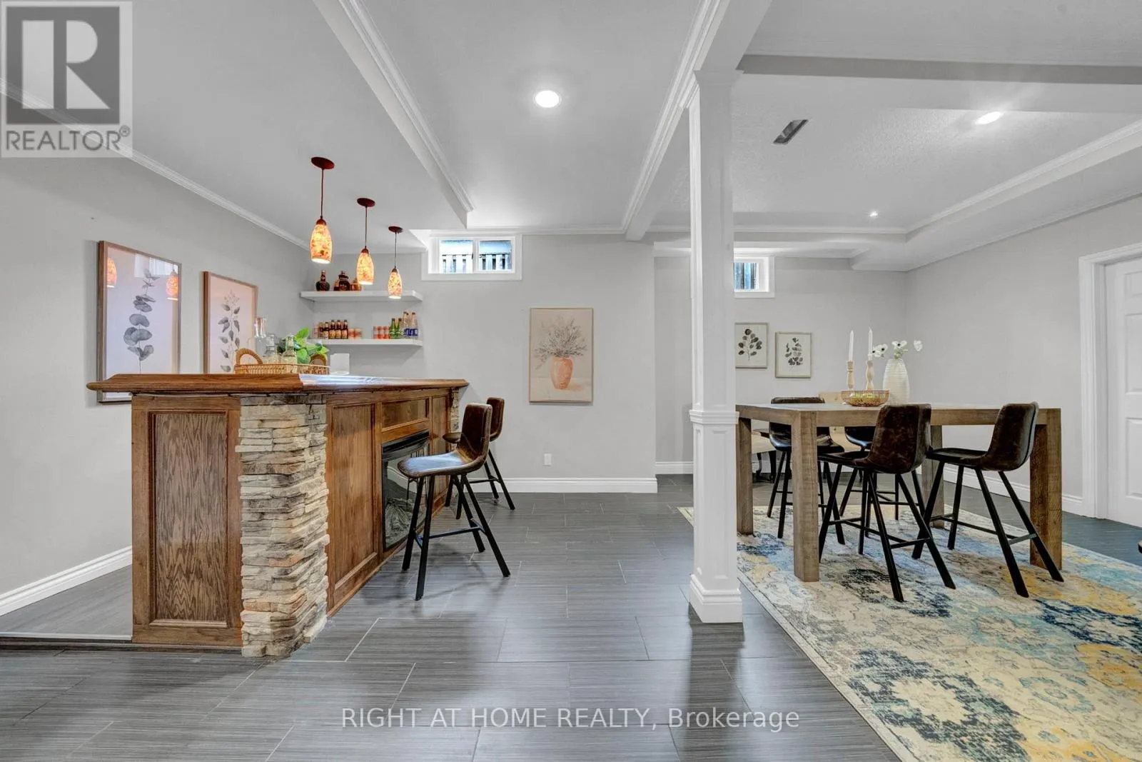 1194 NORTHGATE CRESCENT