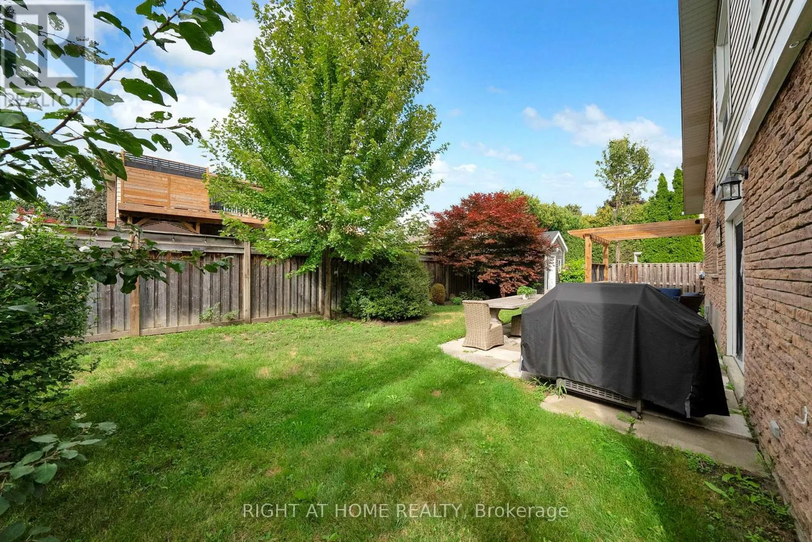 1194 NORTHGATE CRESCENT