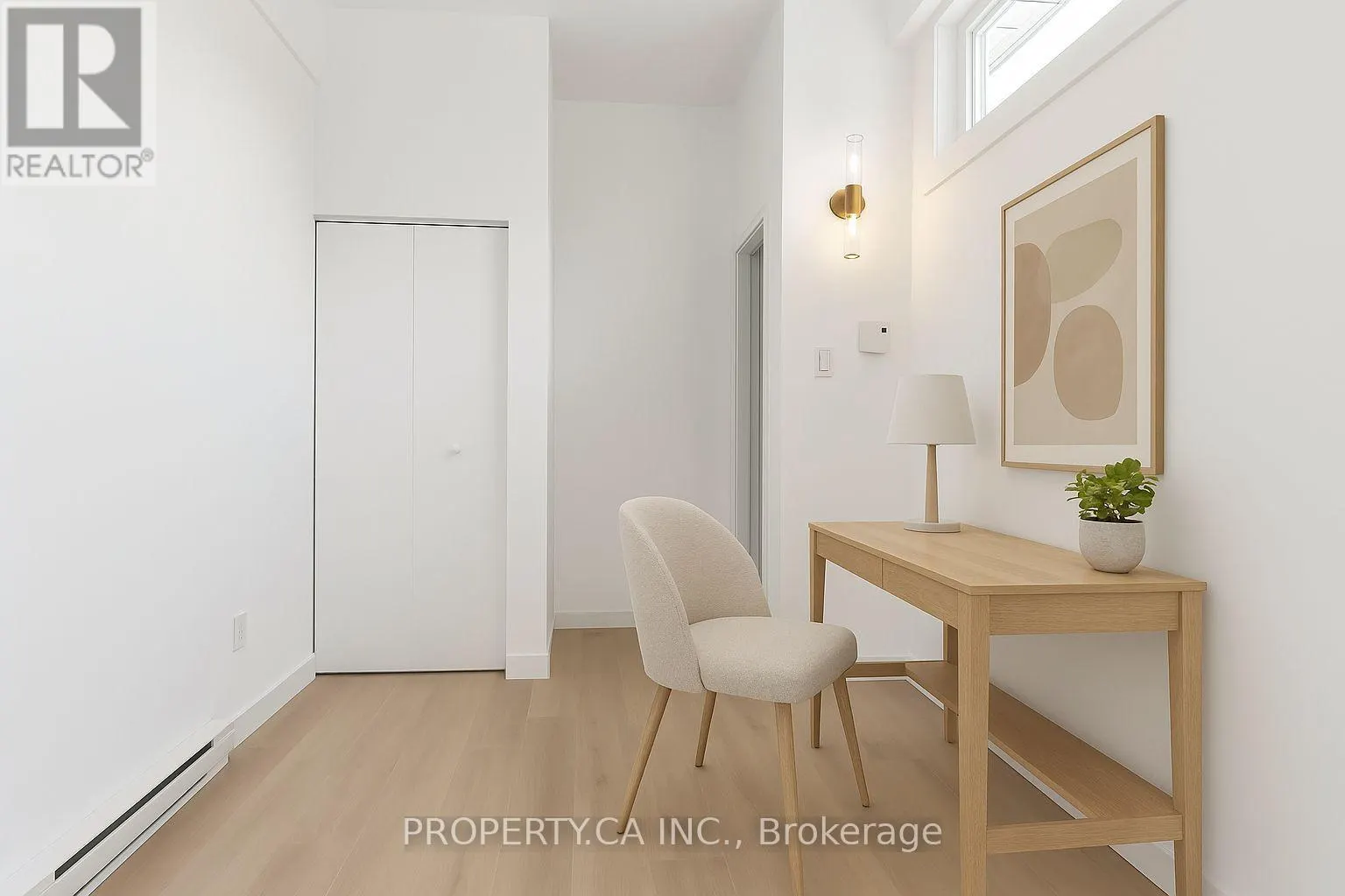 29 - 1209 QUEEN STREET E