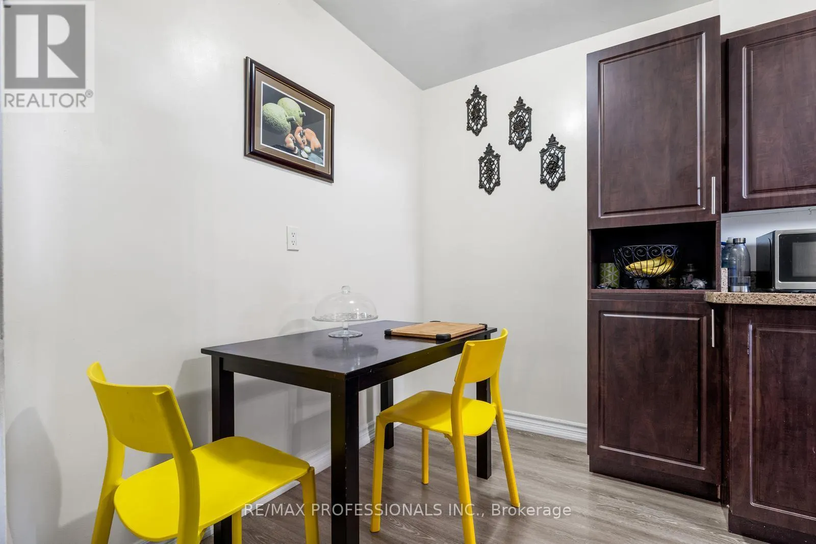 811 - 180 MARKHAM ROAD