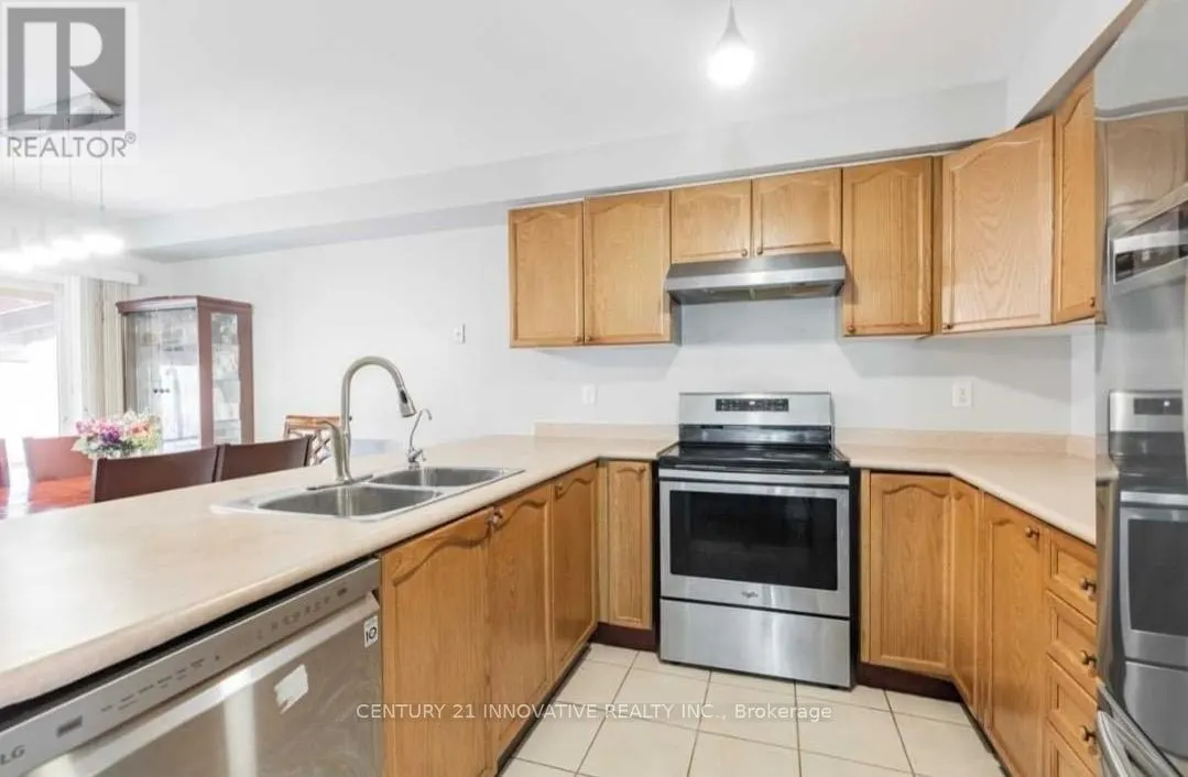 1640 SARASOTA CRESCENT CRESCENT