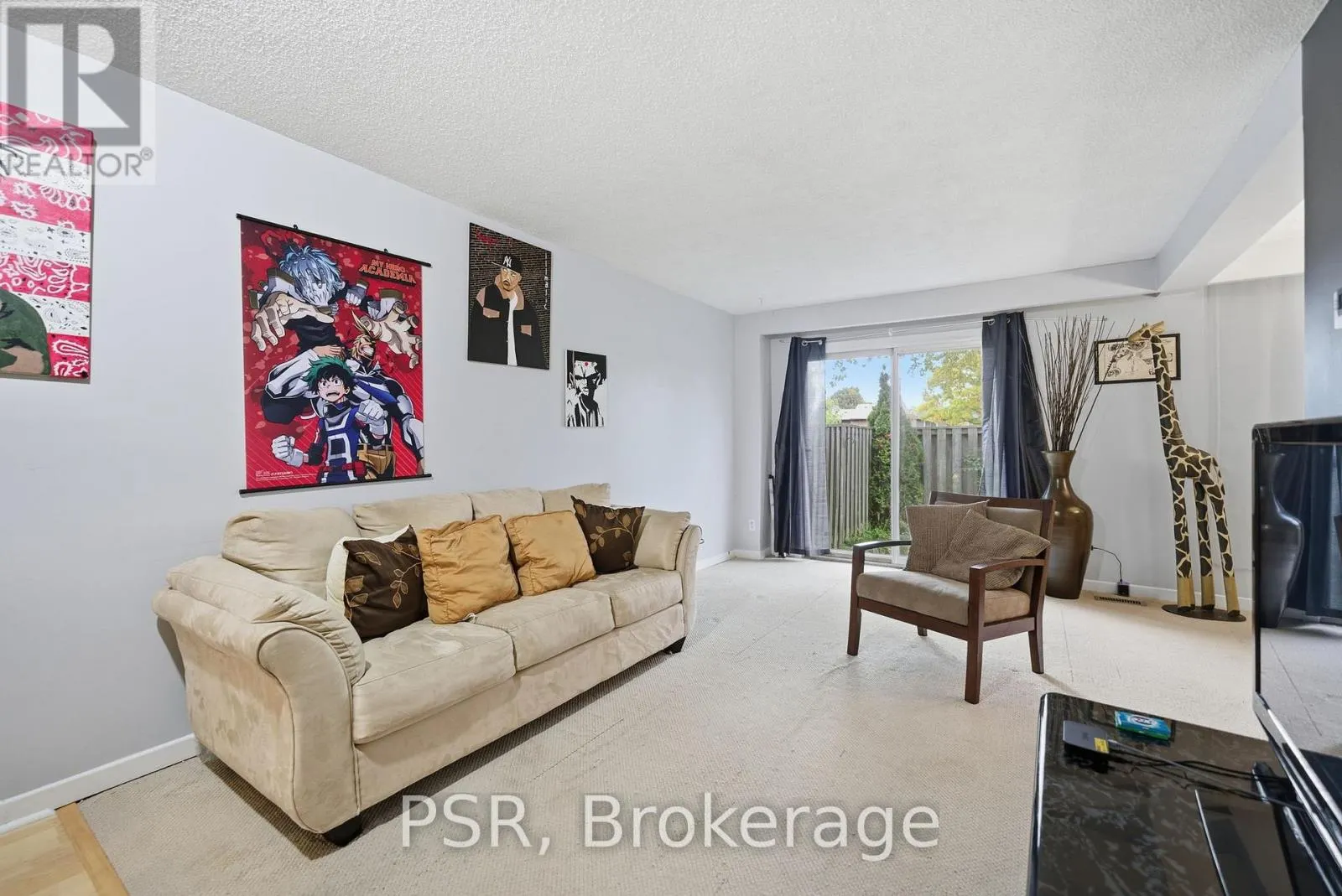 22 - 7 CHAMBERLAIN COURT