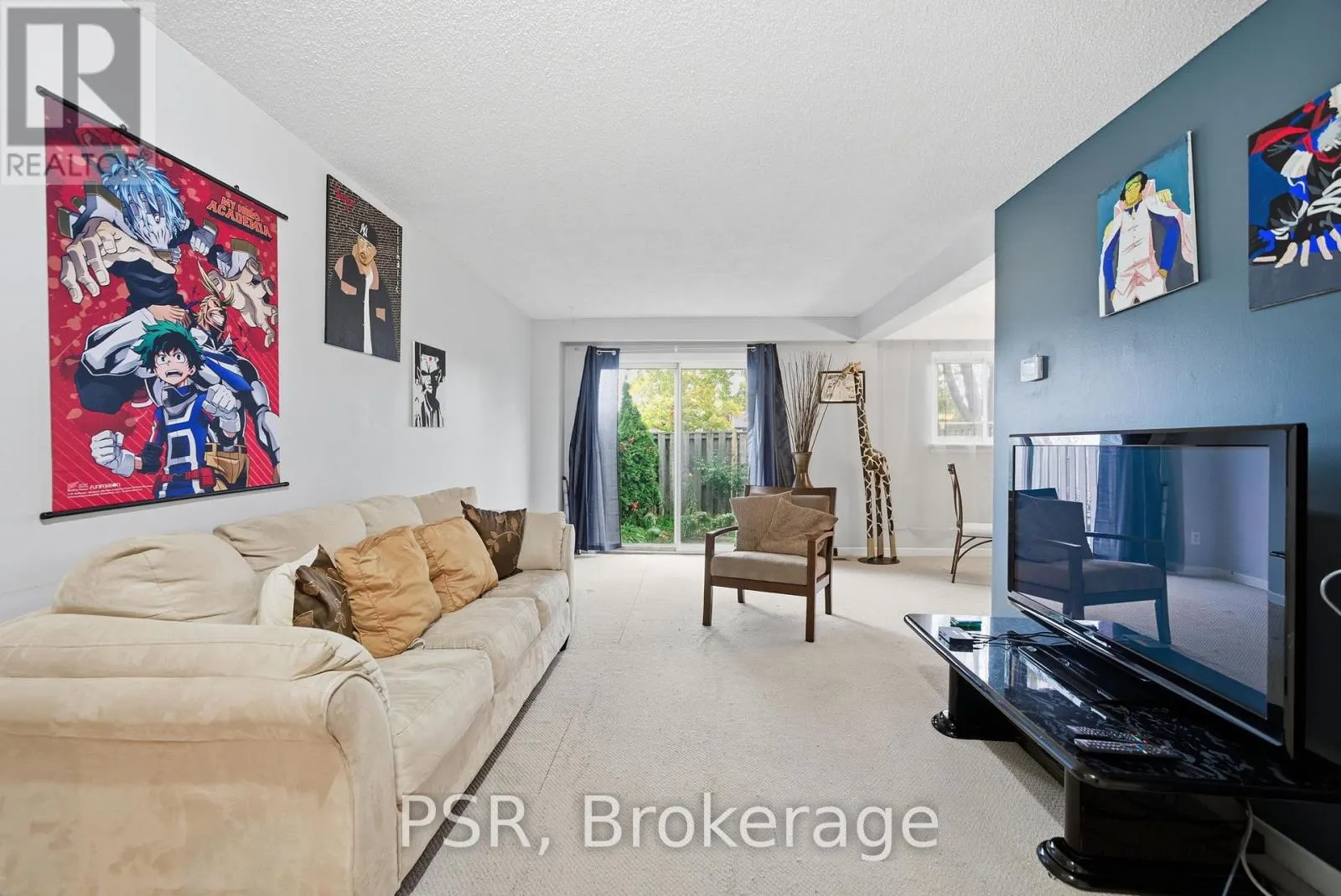 22 - 7 CHAMBERLAIN COURT