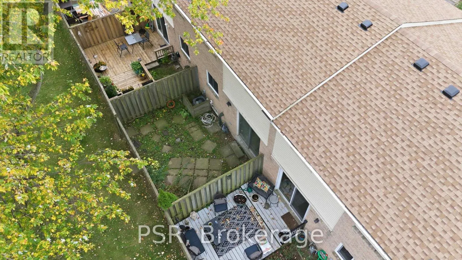 22 - 7 CHAMBERLAIN COURT