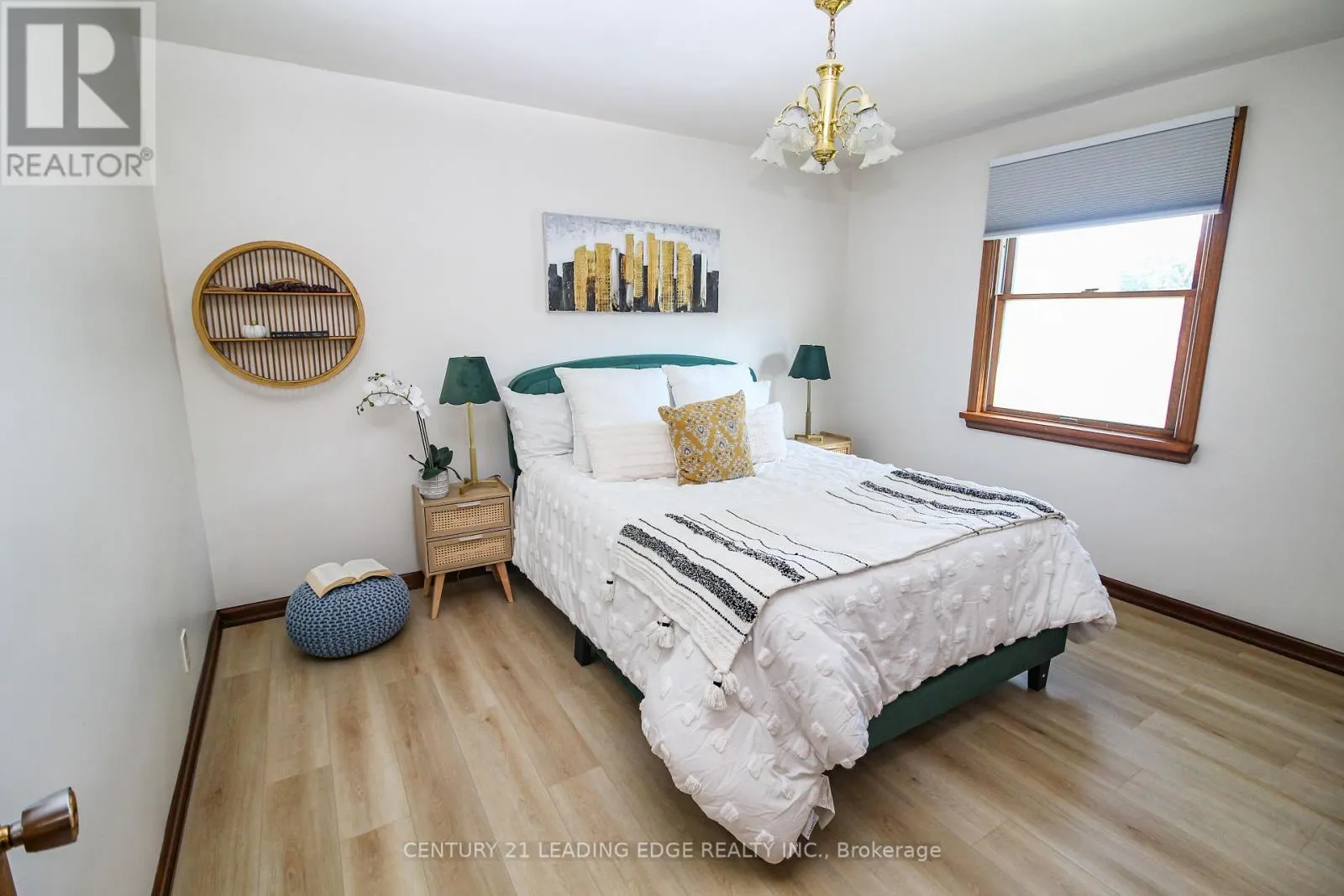 121 NORTHVIEW AVENUE