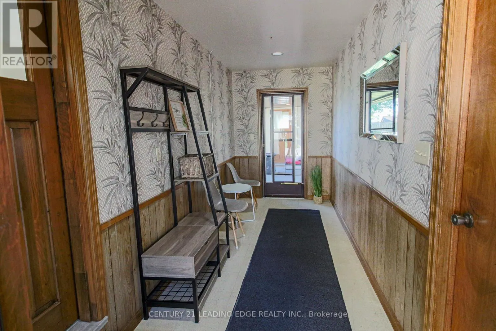 121 NORTHVIEW AVENUE