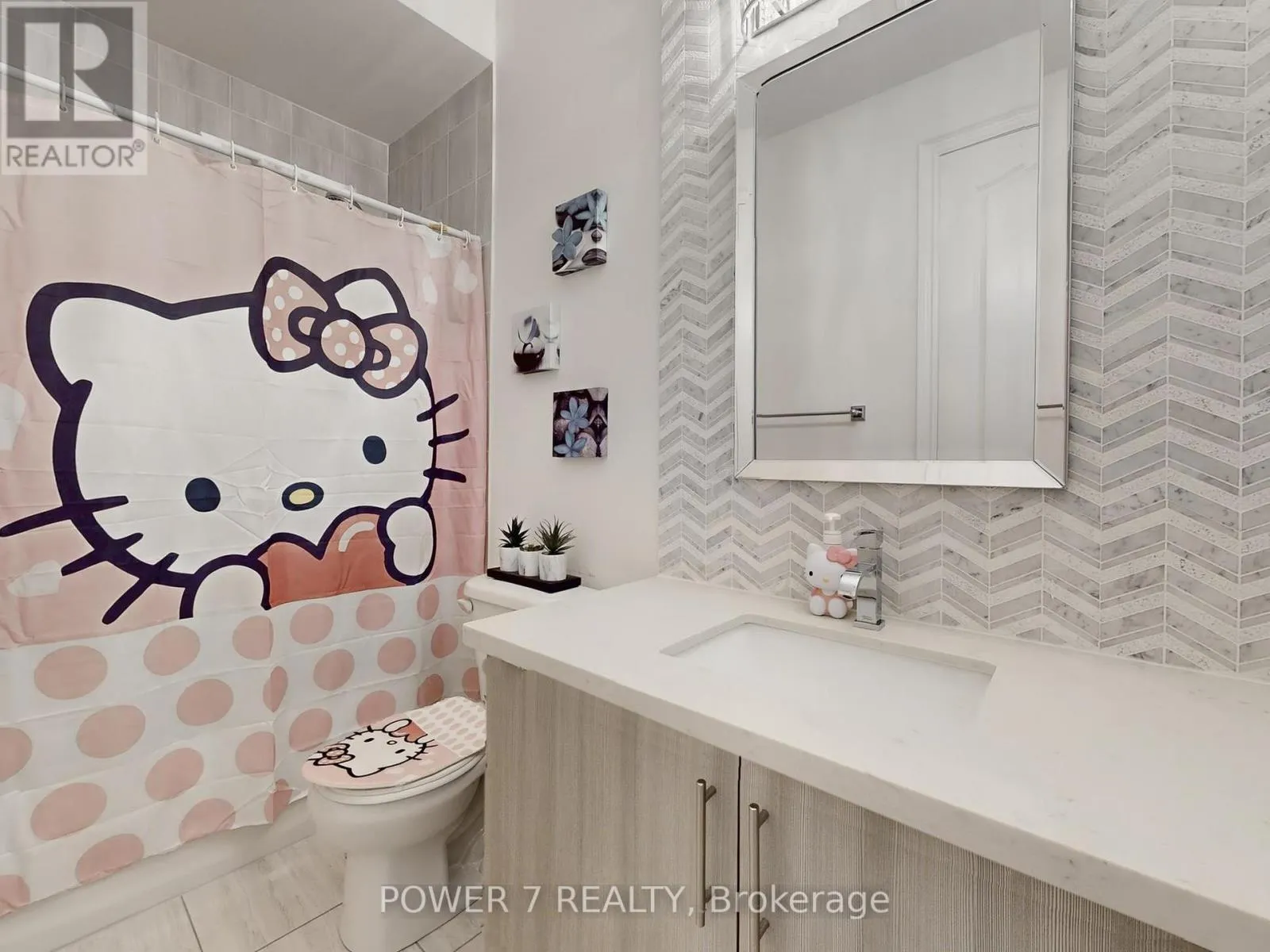 2417 DRESS CIRCLE CRESCENT