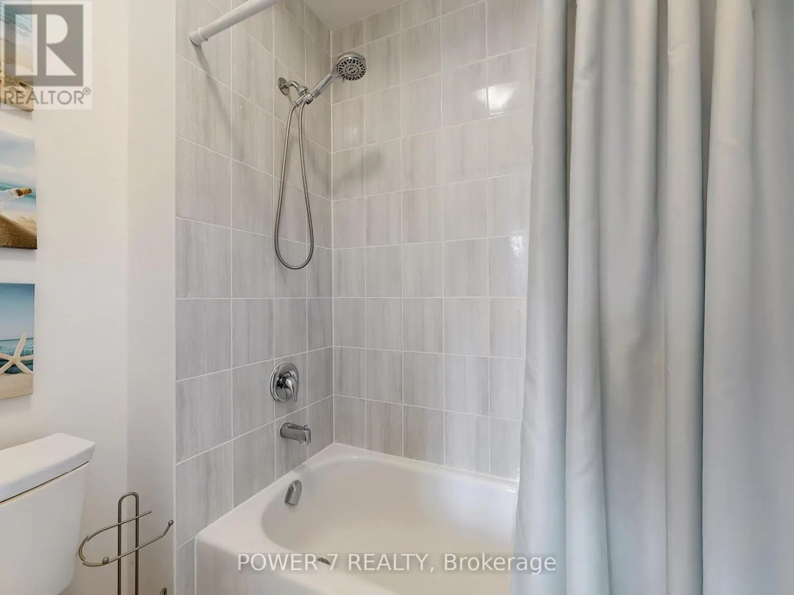 2417 DRESS CIRCLE CRESCENT