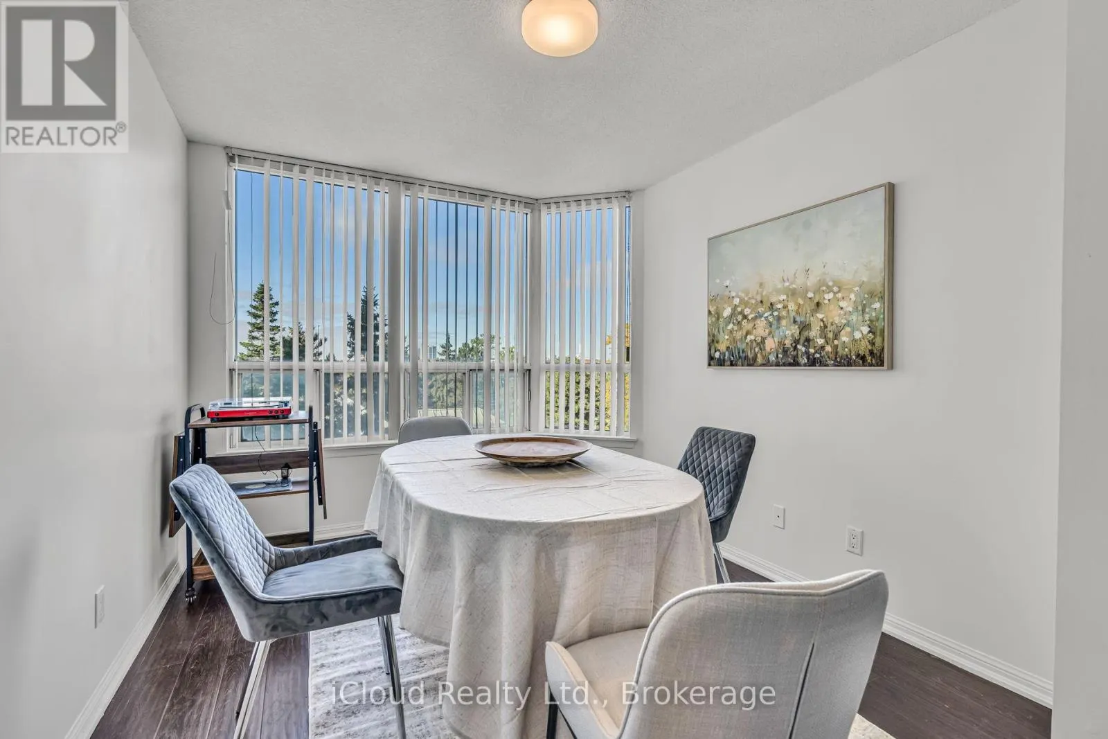 611 - 88 CORPORATE DRIVE