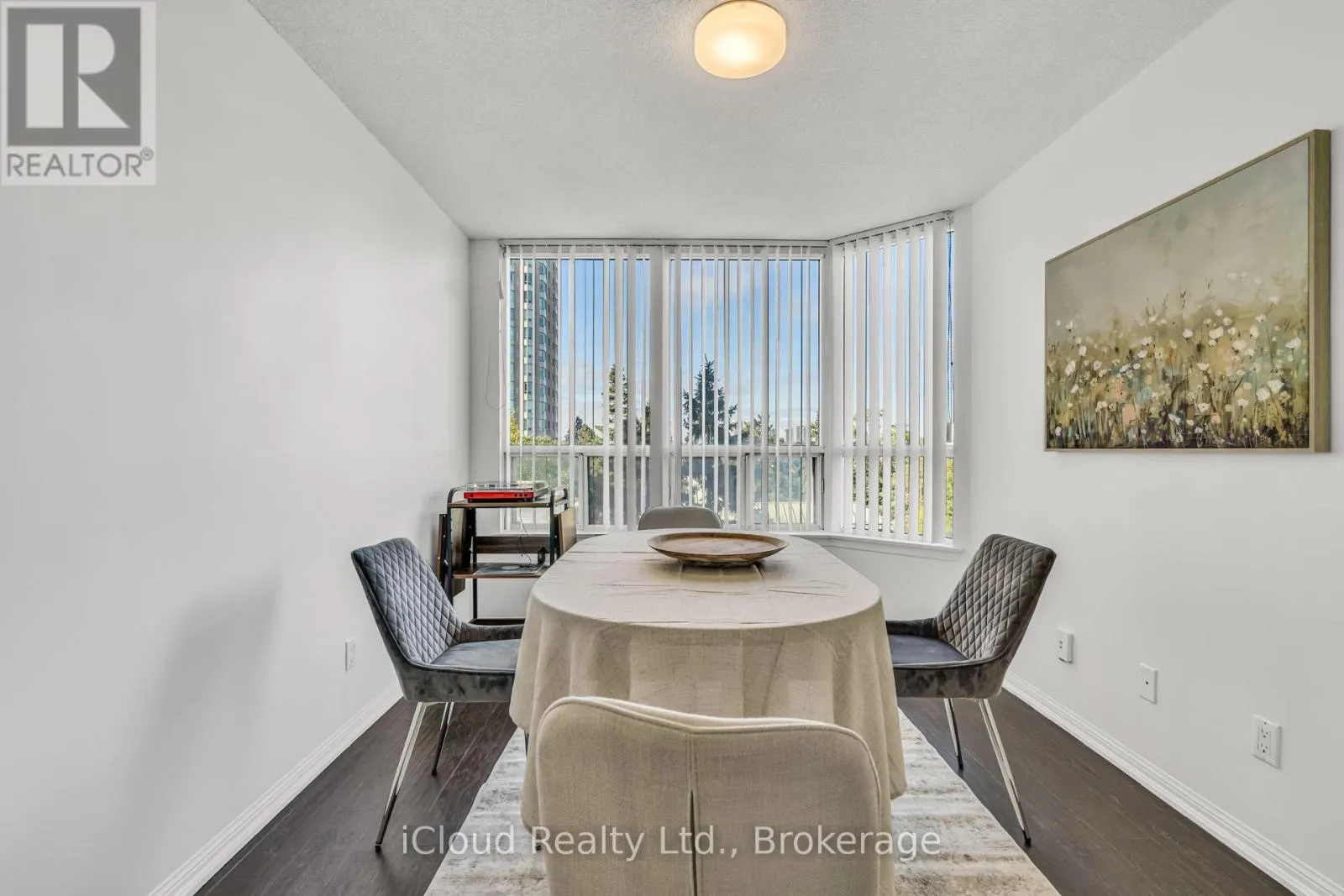 611 - 88 CORPORATE DRIVE