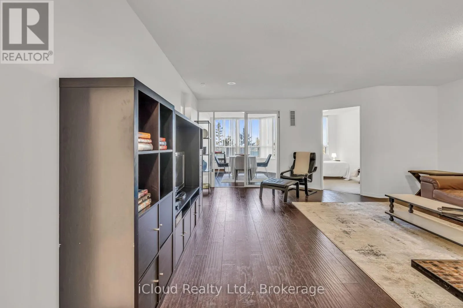 611 - 88 CORPORATE DRIVE