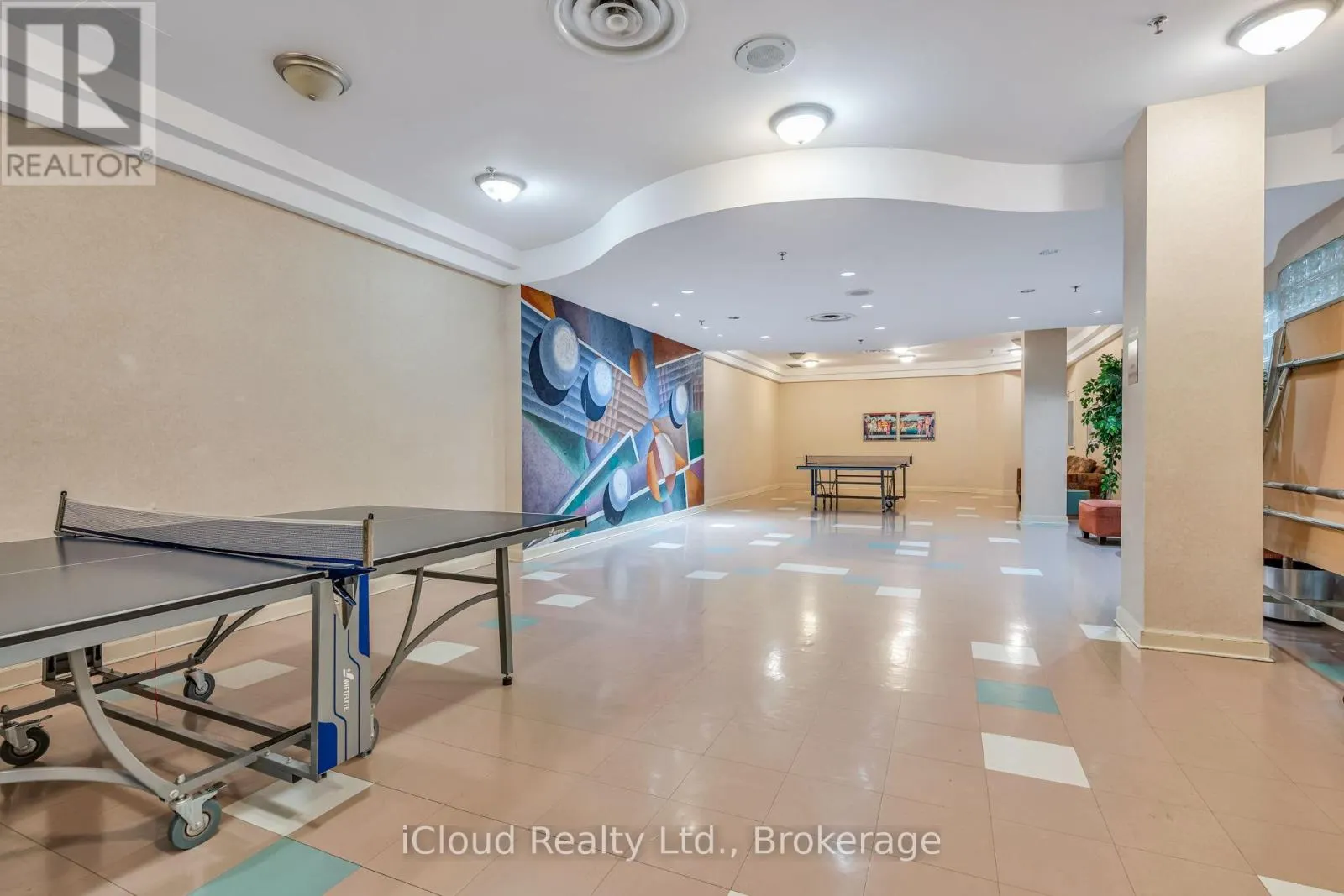 611 - 88 CORPORATE DRIVE