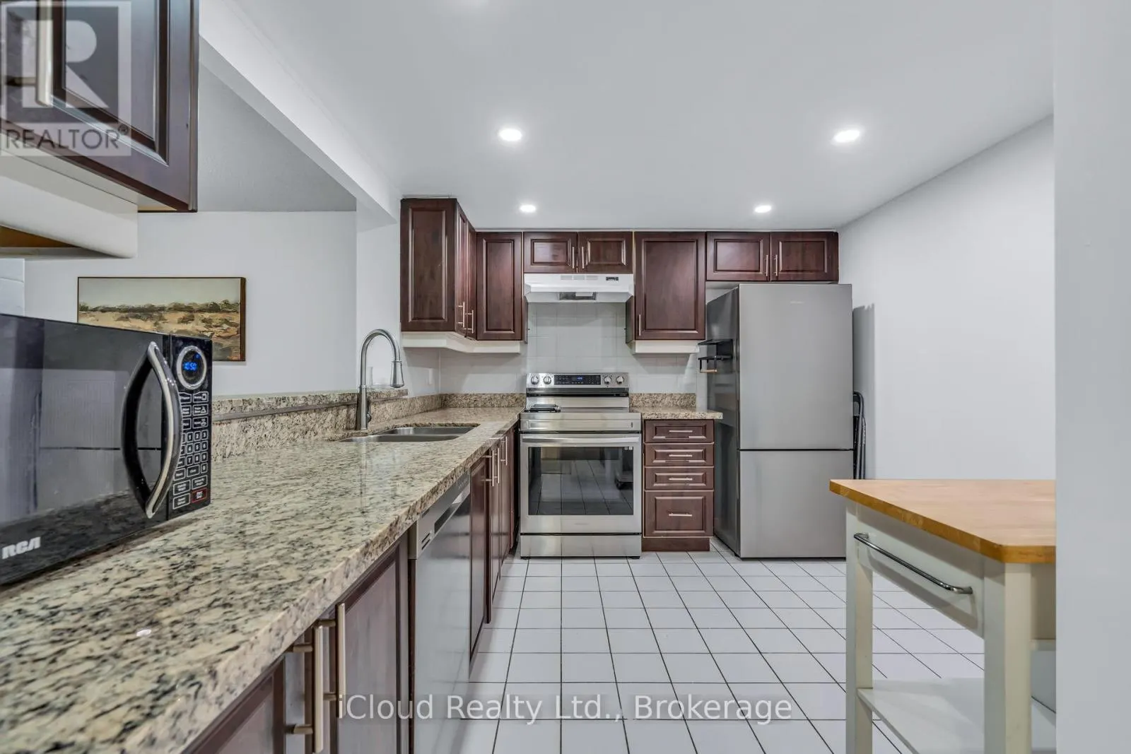 611 - 88 CORPORATE DRIVE