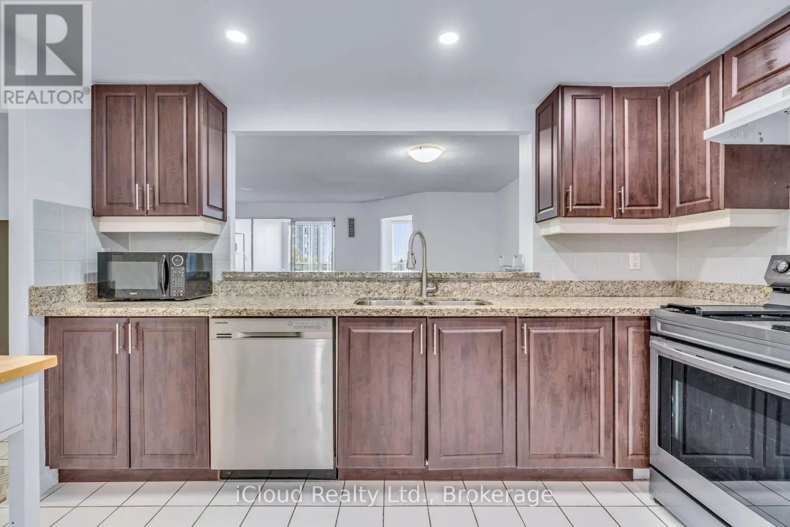 611 - 88 CORPORATE DRIVE