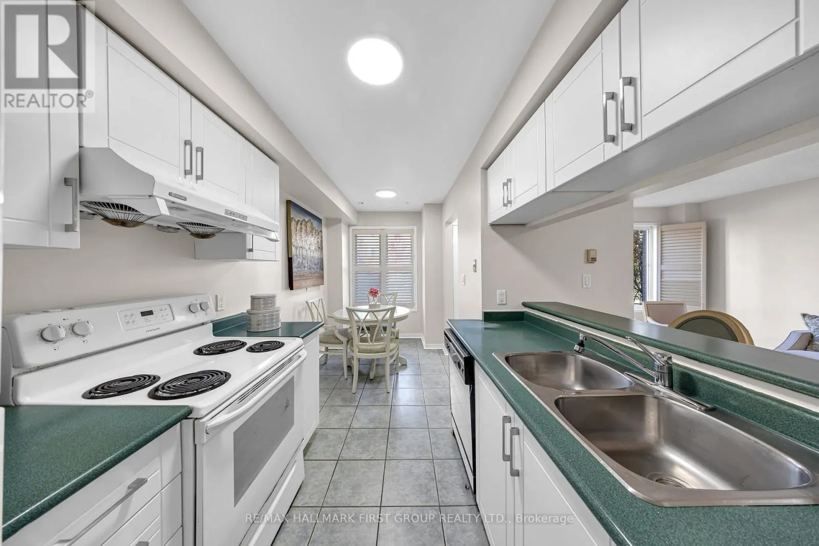 102 - 29 ROSEBANK DRIVE