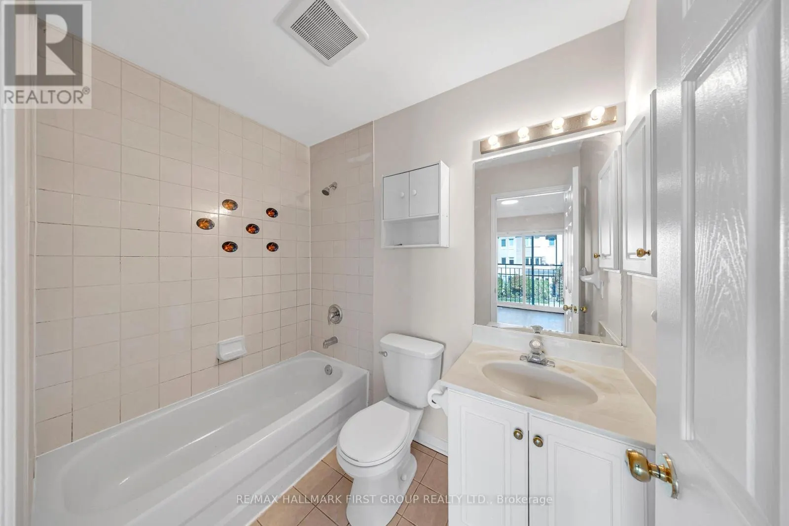 102 - 29 ROSEBANK DRIVE