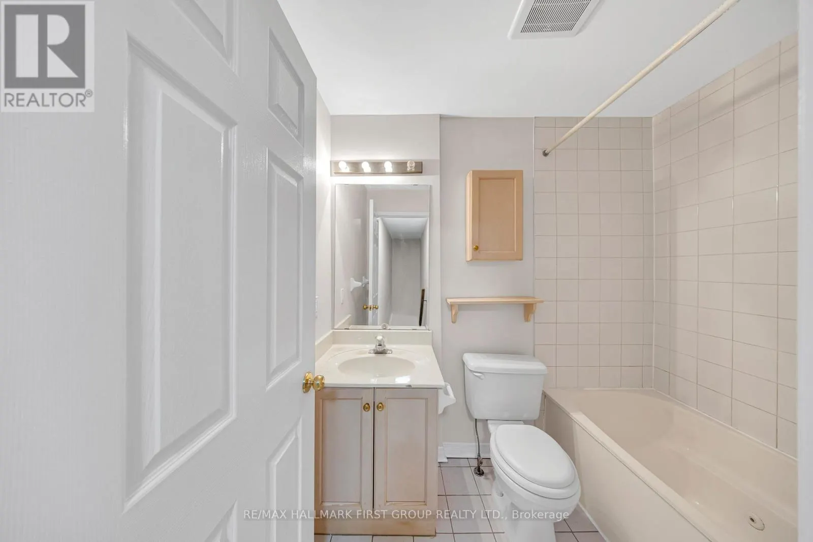 102 - 29 ROSEBANK DRIVE