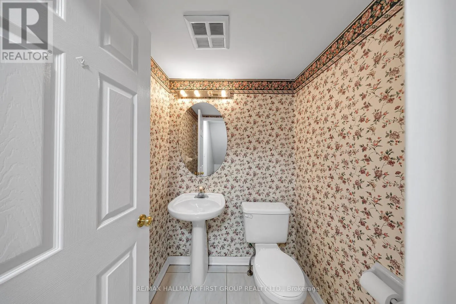 102 - 29 ROSEBANK DRIVE