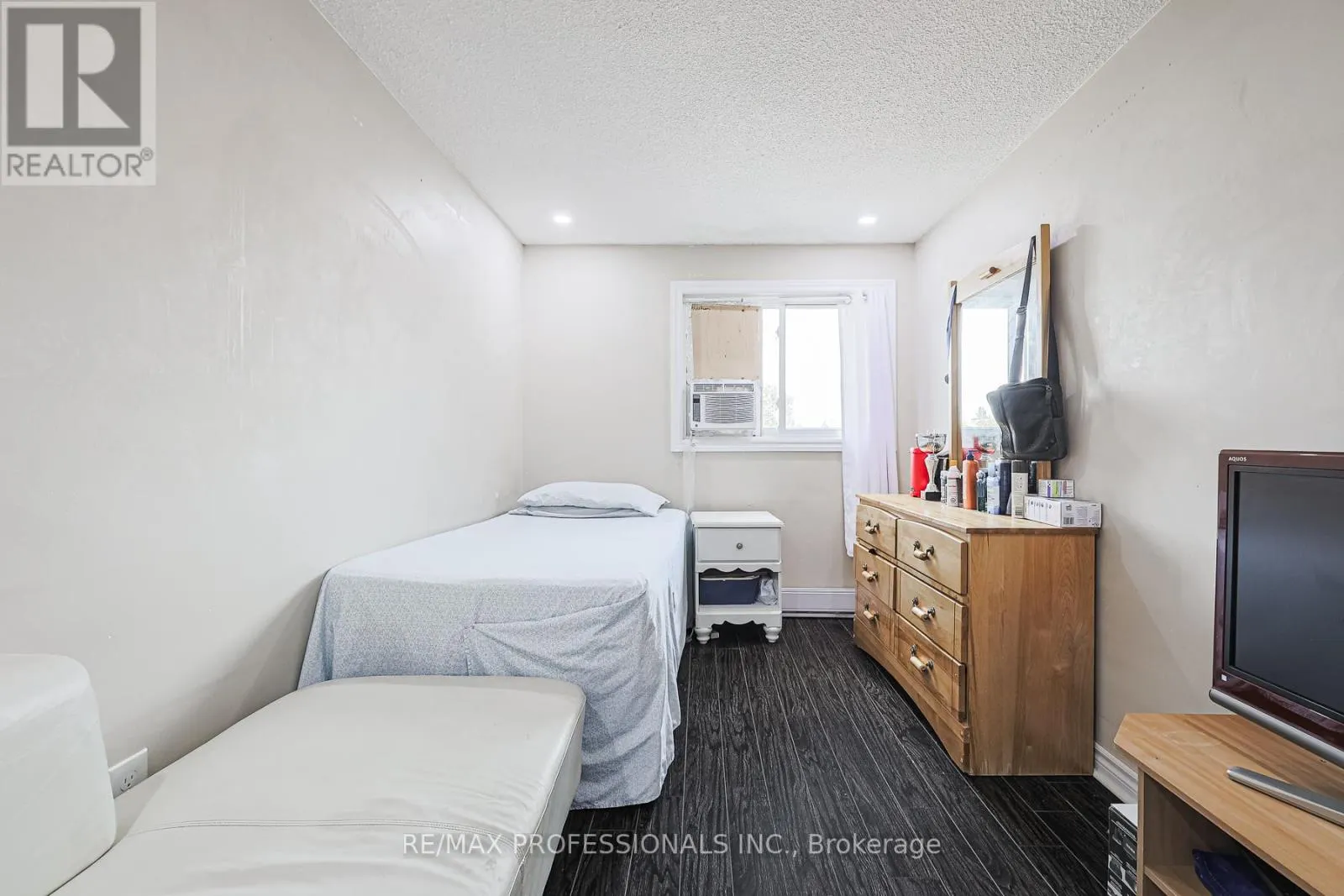 39 - 221 ORMOND DRIVE