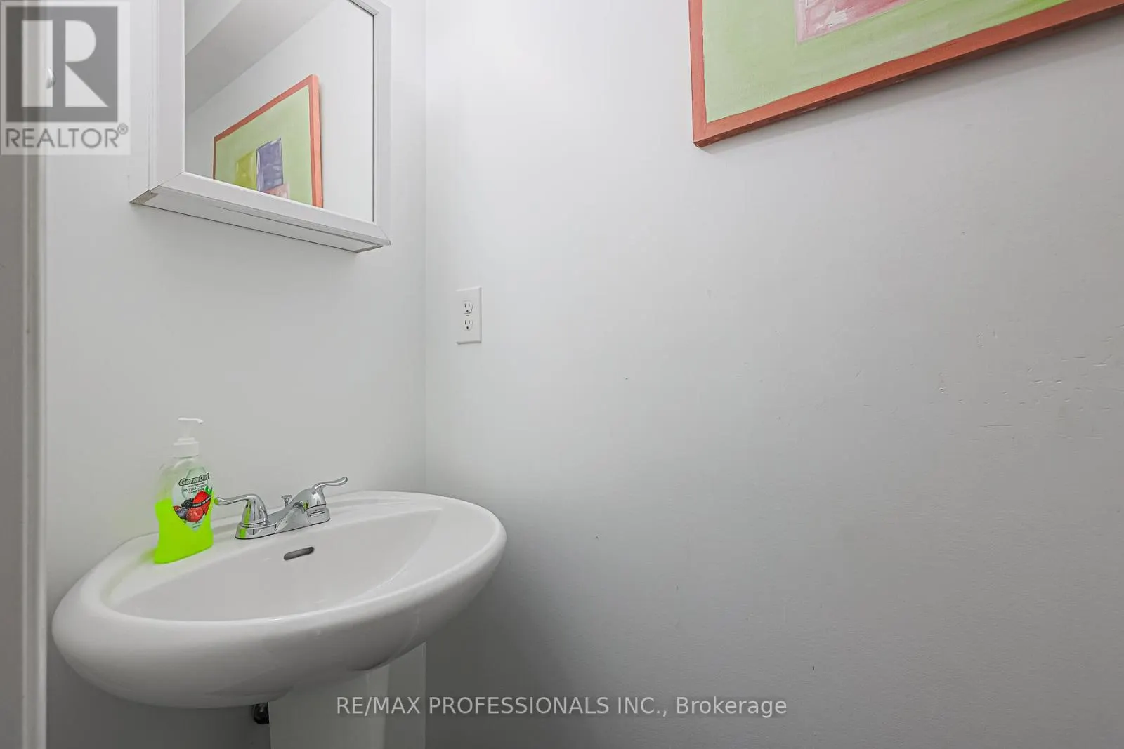 39 - 221 ORMOND DRIVE