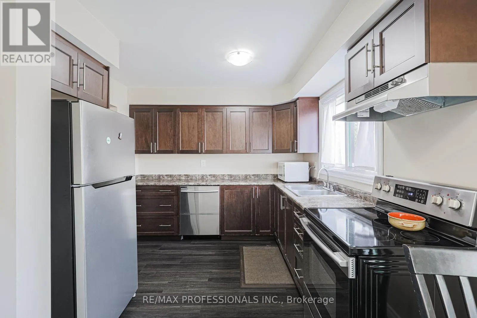 39 - 221 ORMOND DRIVE