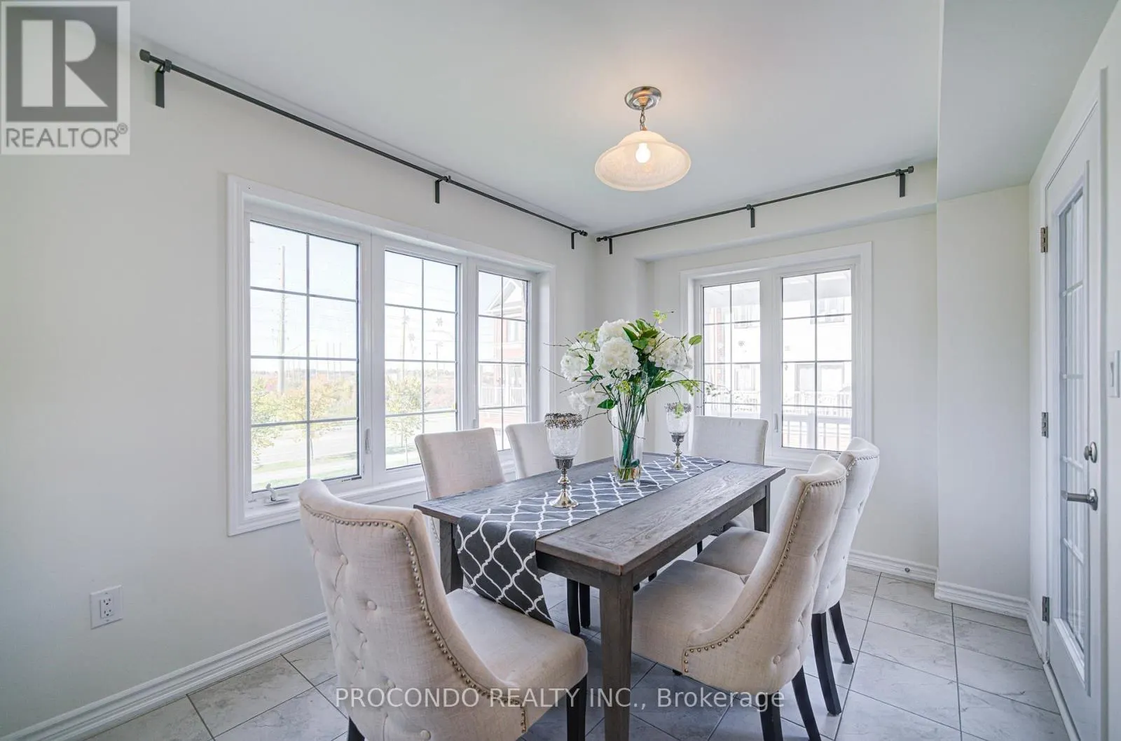 38 BLUEGILL CRESCENT