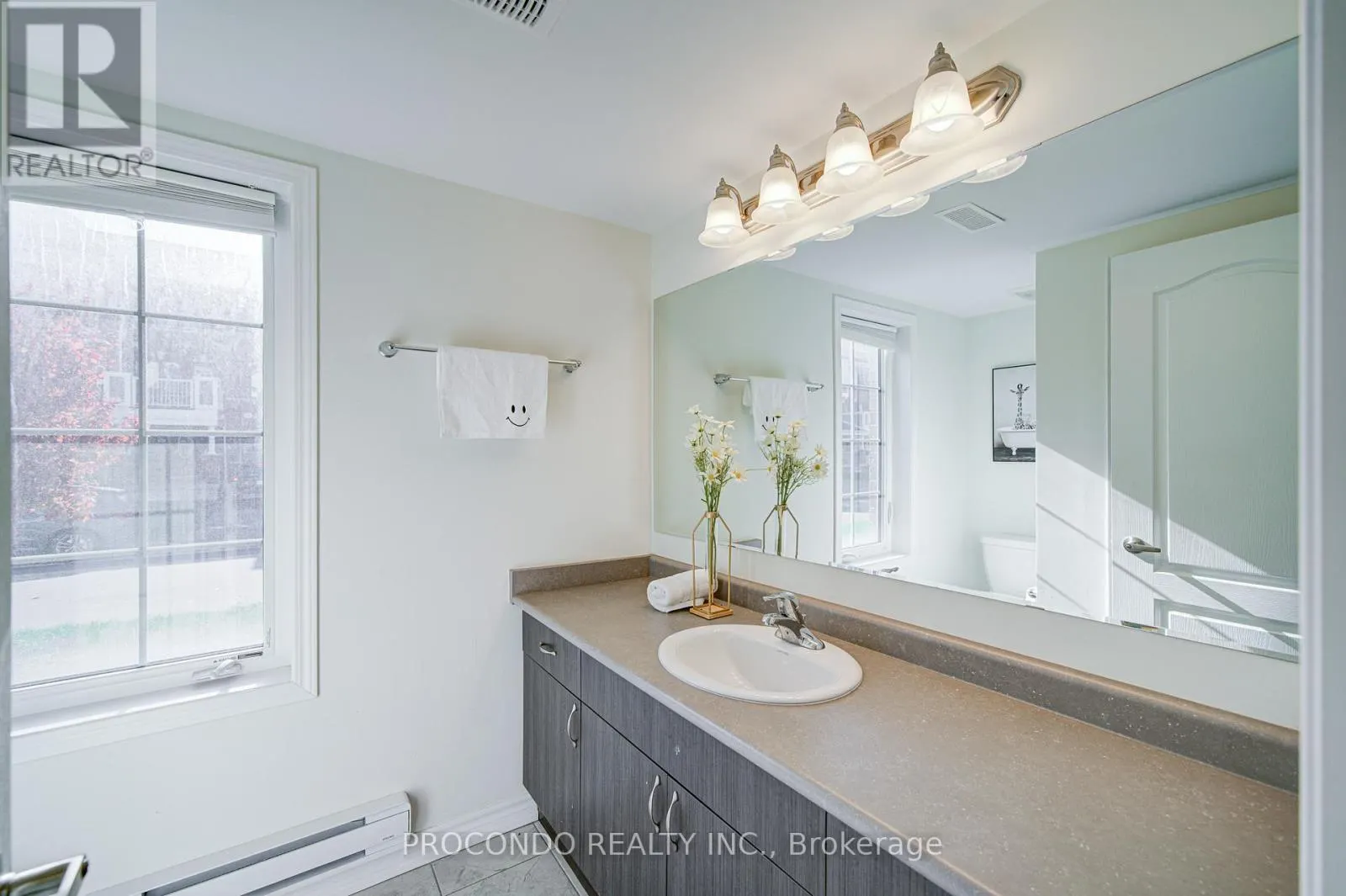 38 BLUEGILL CRESCENT