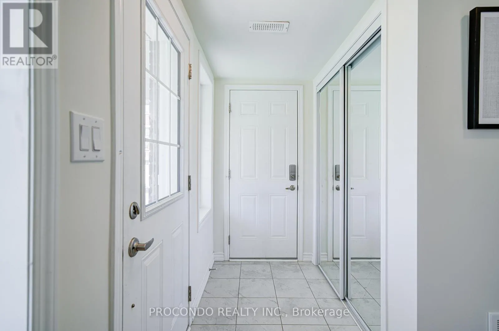 38 BLUEGILL CRESCENT