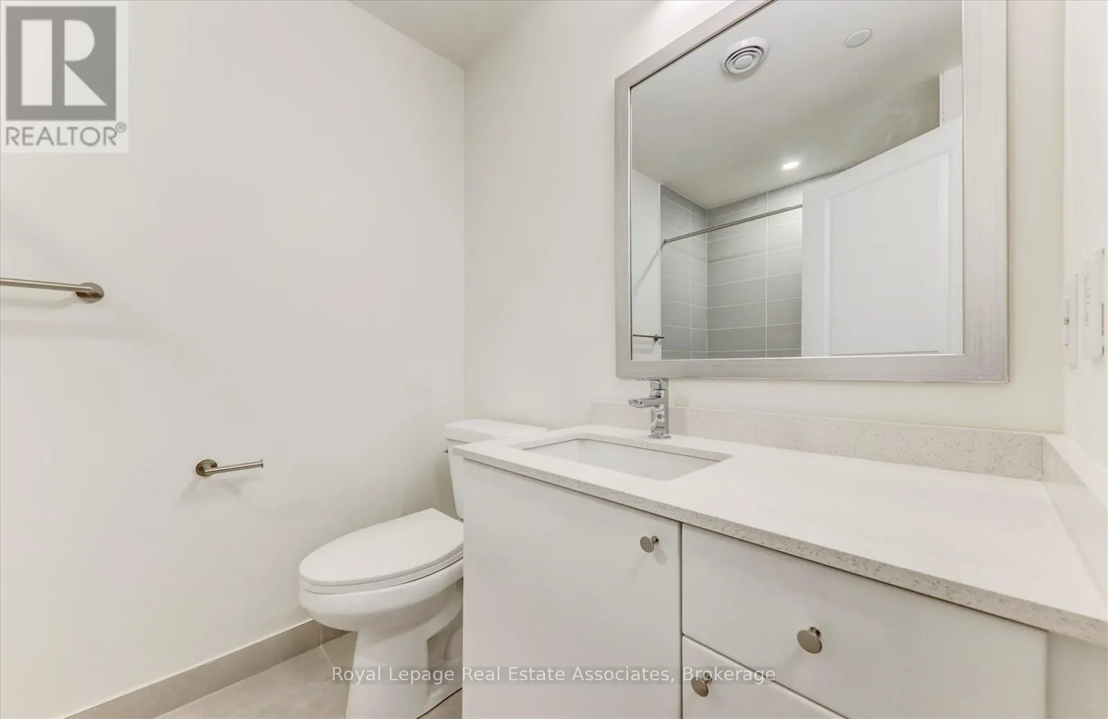 328 - 3270 SHEPPARD AVENUE E