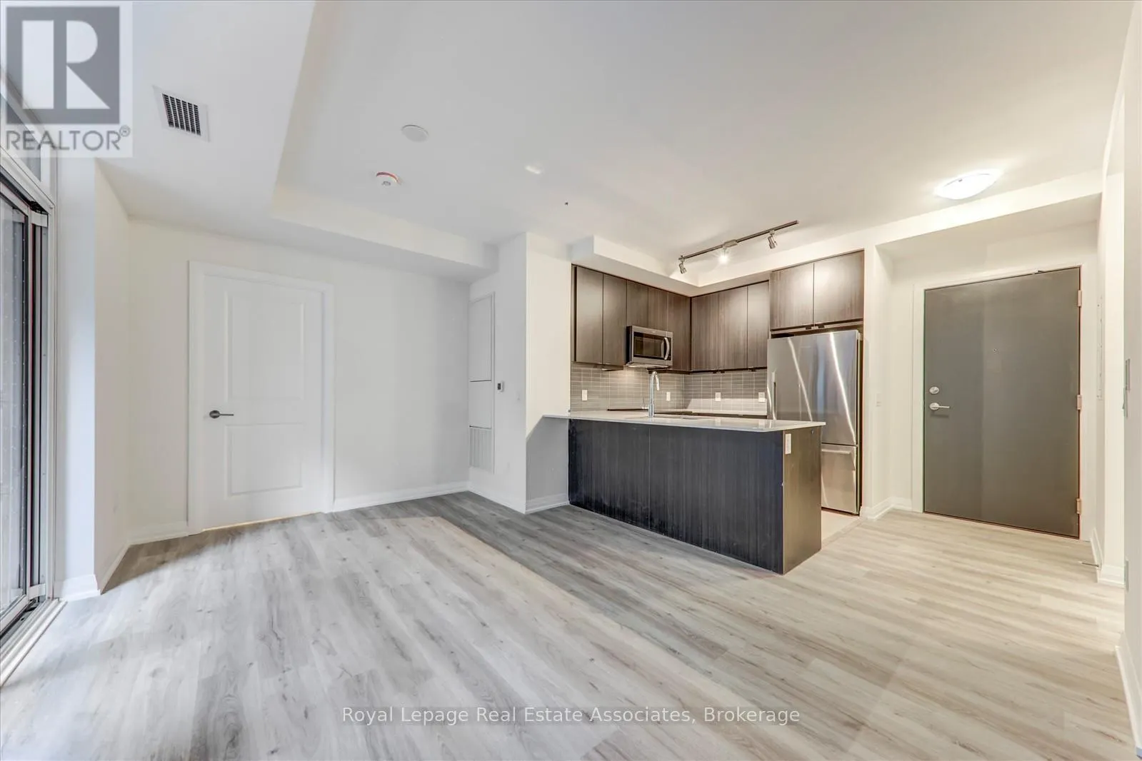 328 - 3270 SHEPPARD AVENUE E