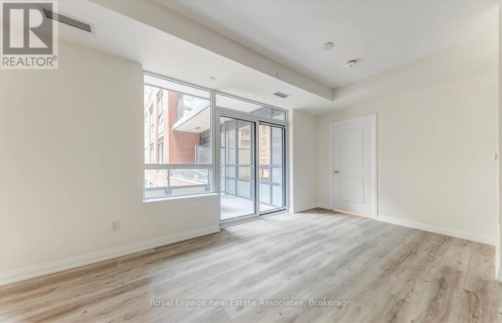 328 - 3270 SHEPPARD AVENUE E