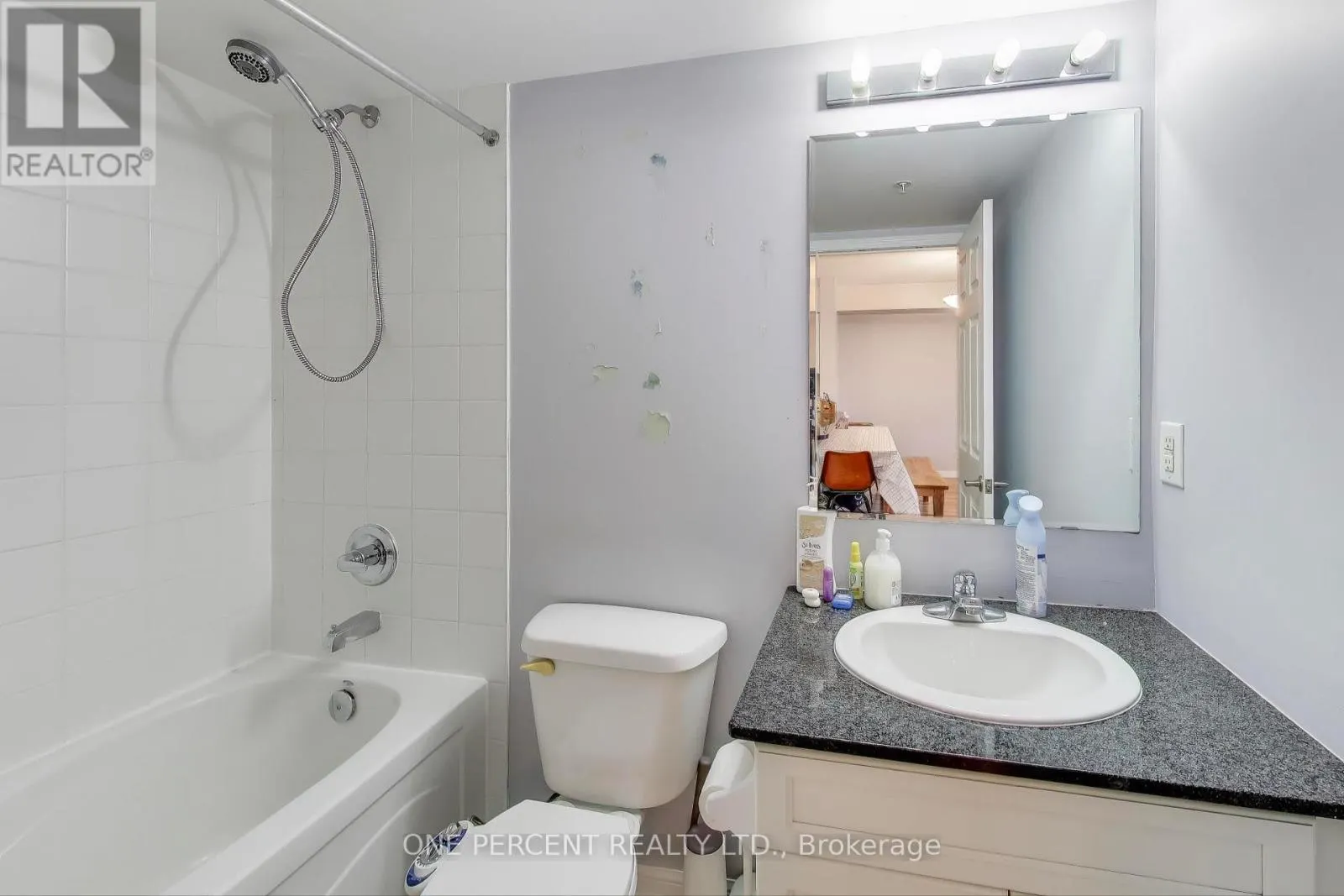 417 - 60 MENDELSSOHN STREET