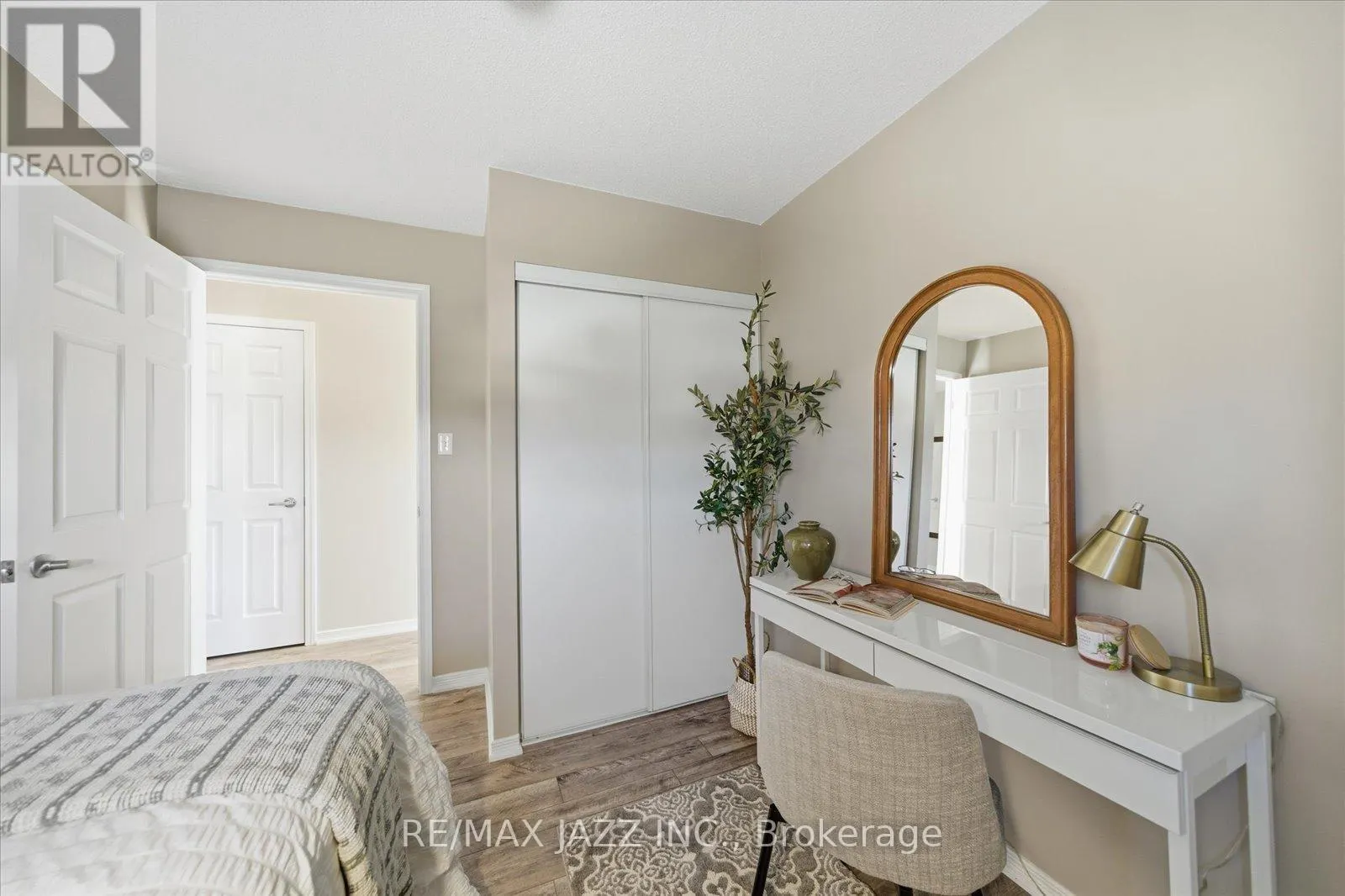 310 - 132 ASPEN SPRINGS DRIVE, #310