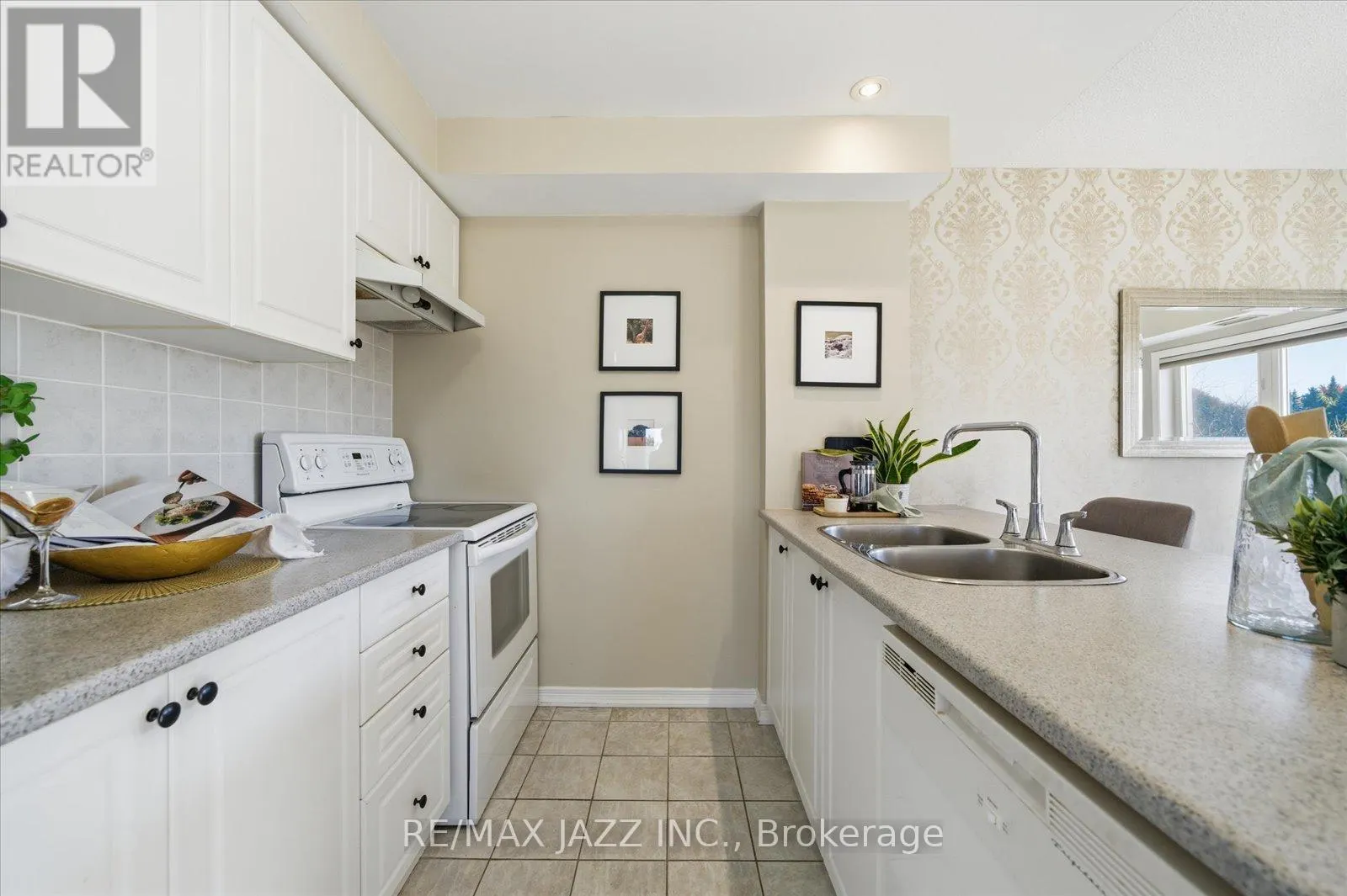 310 - 132 ASPEN SPRINGS DRIVE, #310