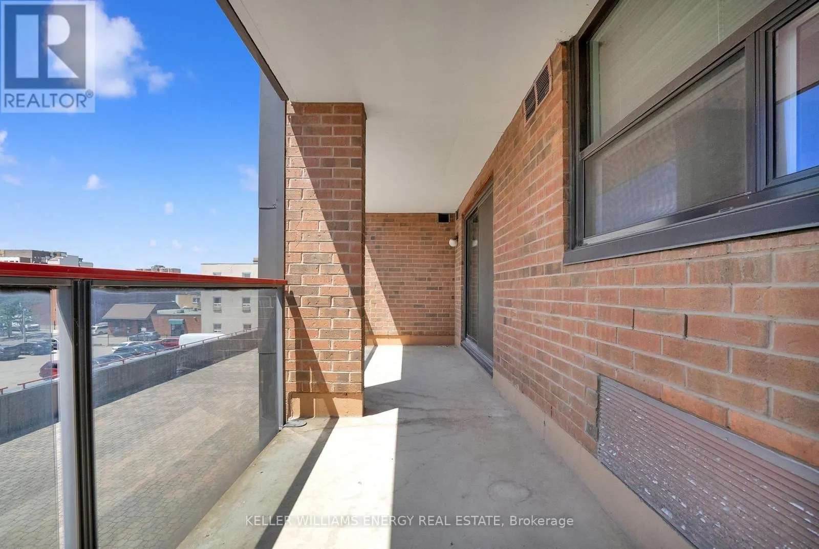 302 - 80 ATHOL STREET E, #302