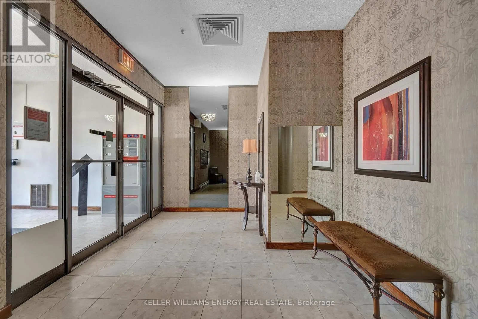 302 - 80 ATHOL STREET E, #302