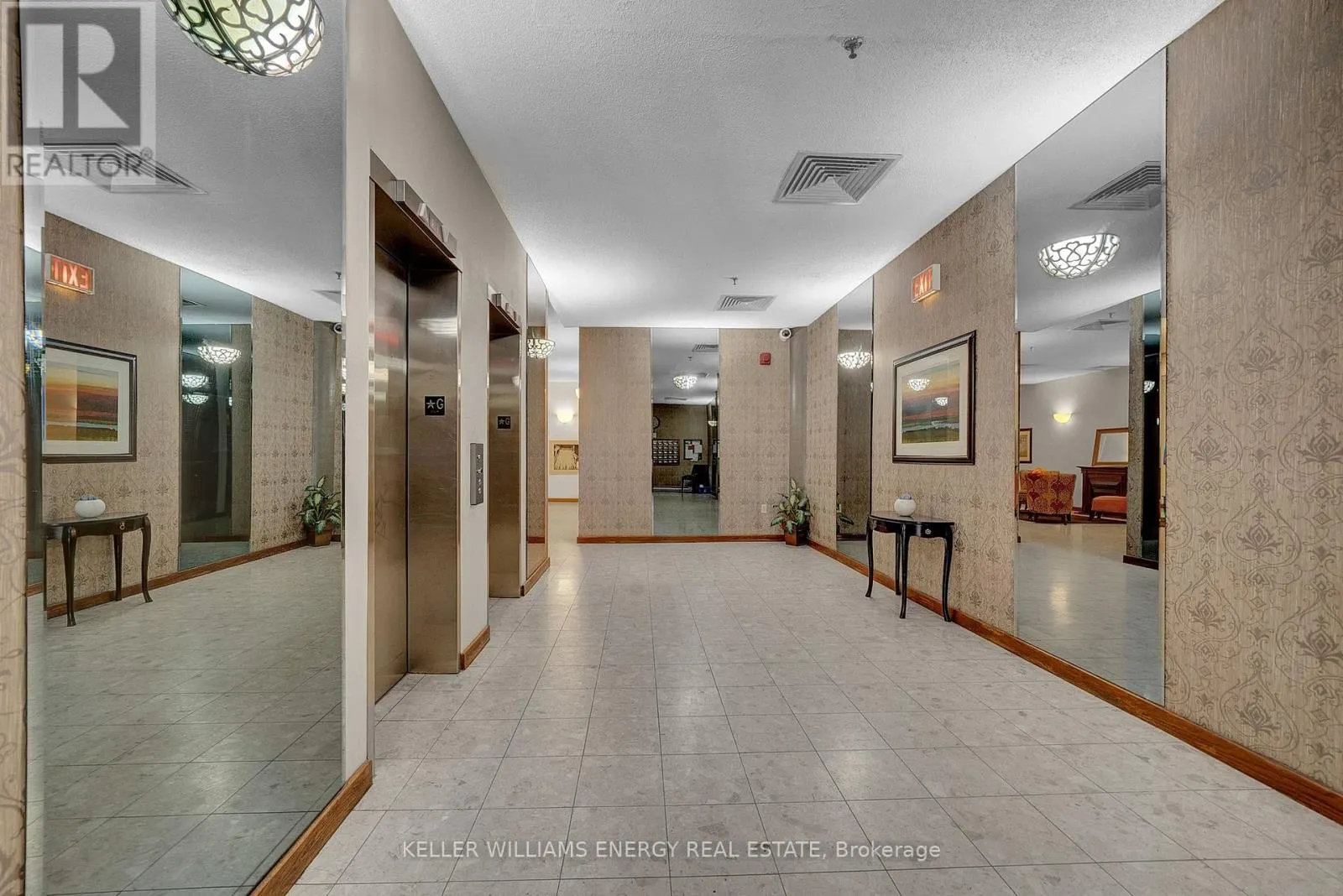 302 - 80 ATHOL STREET E, #302